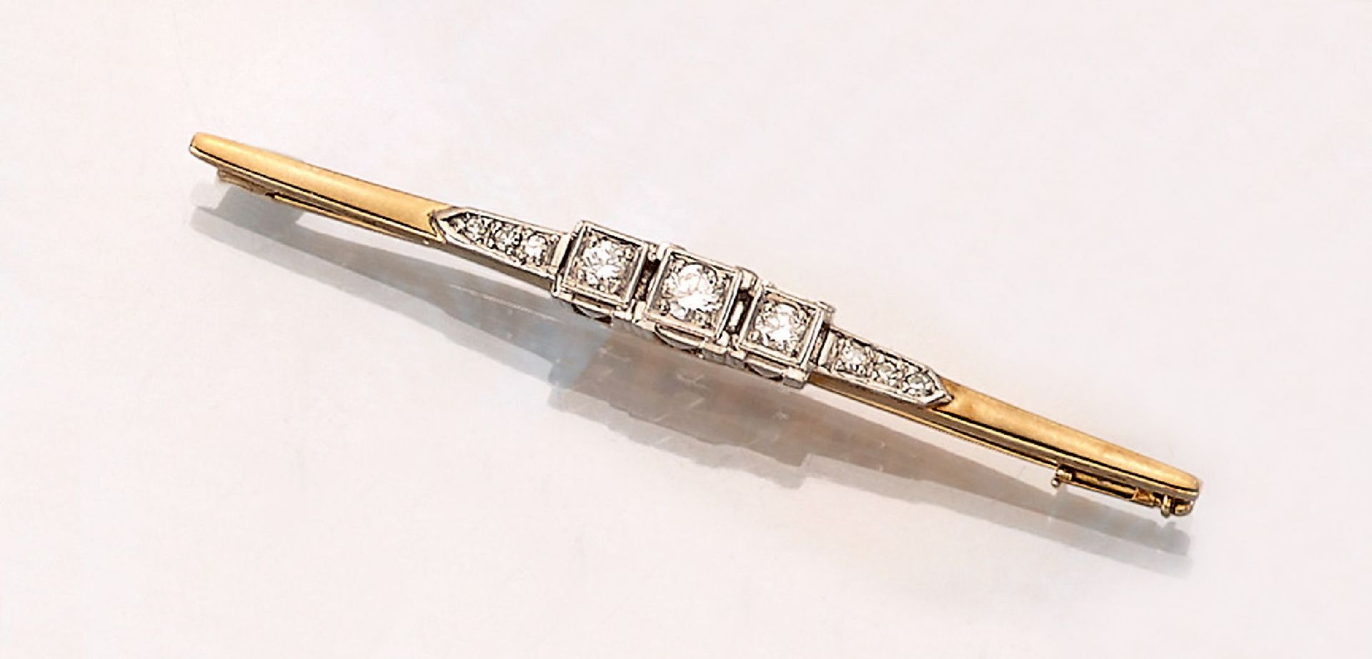 14 kt Gold Diamant-Brosche, GG/WG 585/000, deutsch um