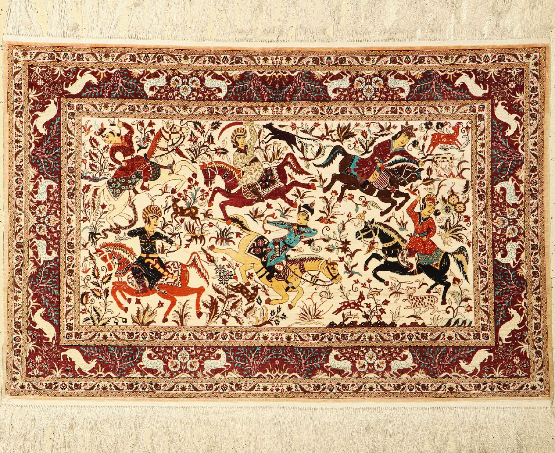 China Hereke,   ca. 50 Jahre, reine Naturseide, ca. 156 x