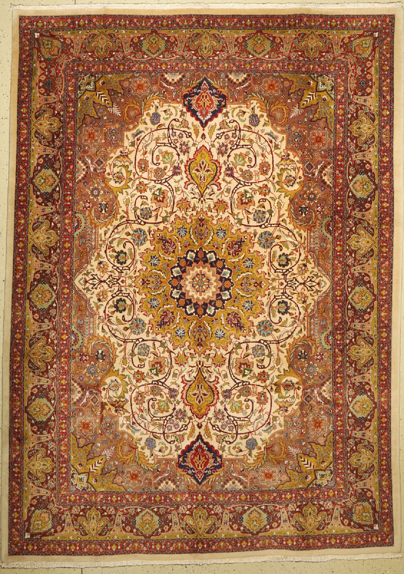 Täbriz fein,   Persien, um 1960, Korkwolle, ca. 343 x 247