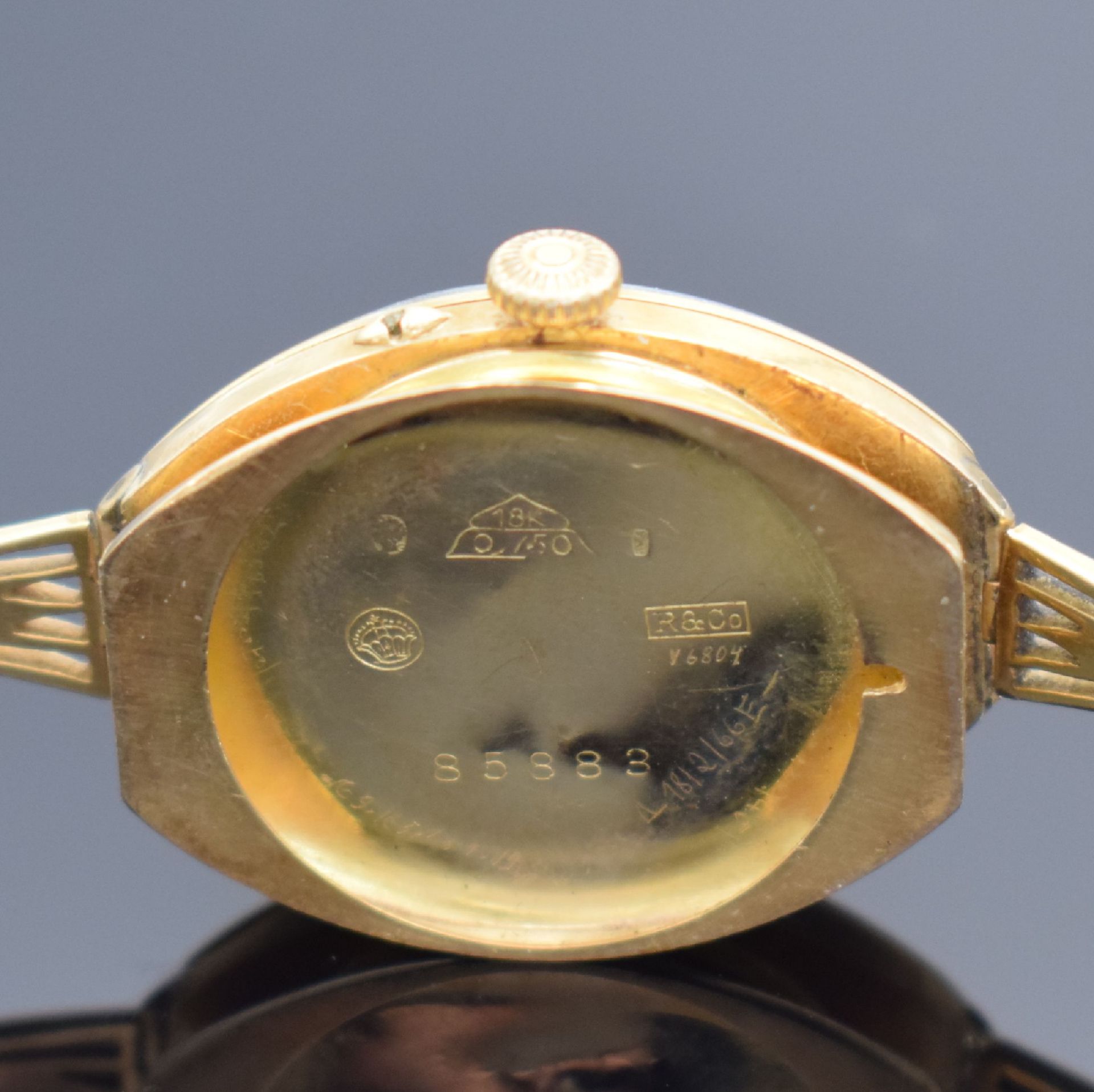 Emaillierte Armbanduhr in GG 750/000,  Schweiz um 1900, - Bild 7 aus 7