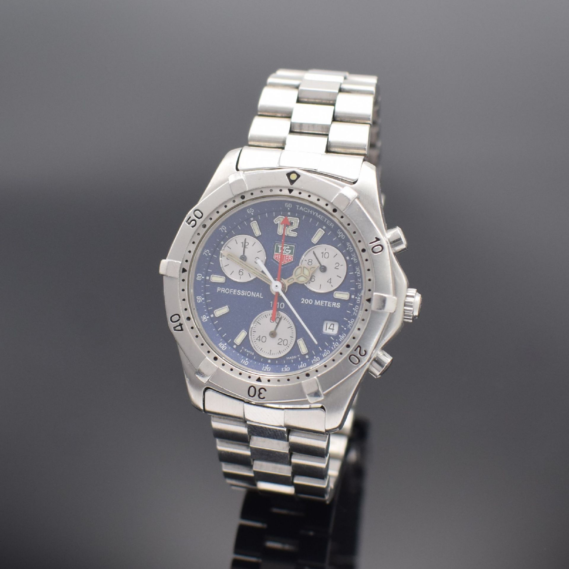 TAG HEUER Professional Armbandchronograph in Stahl