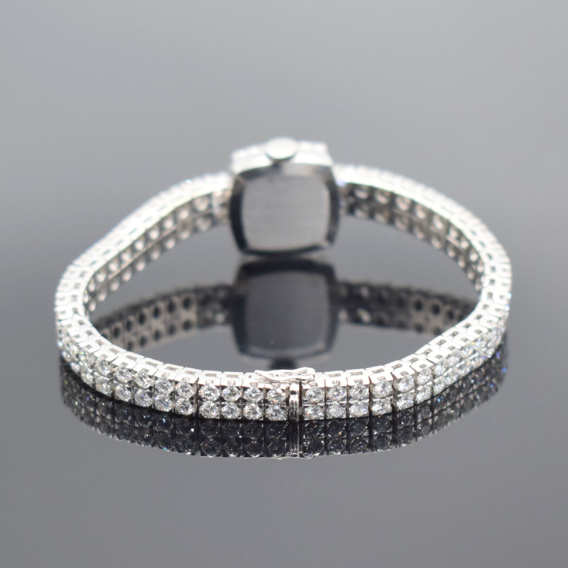 BUCHERER feine, mit ca. 10 ct Brillanten besetzte - Image 4 of 10