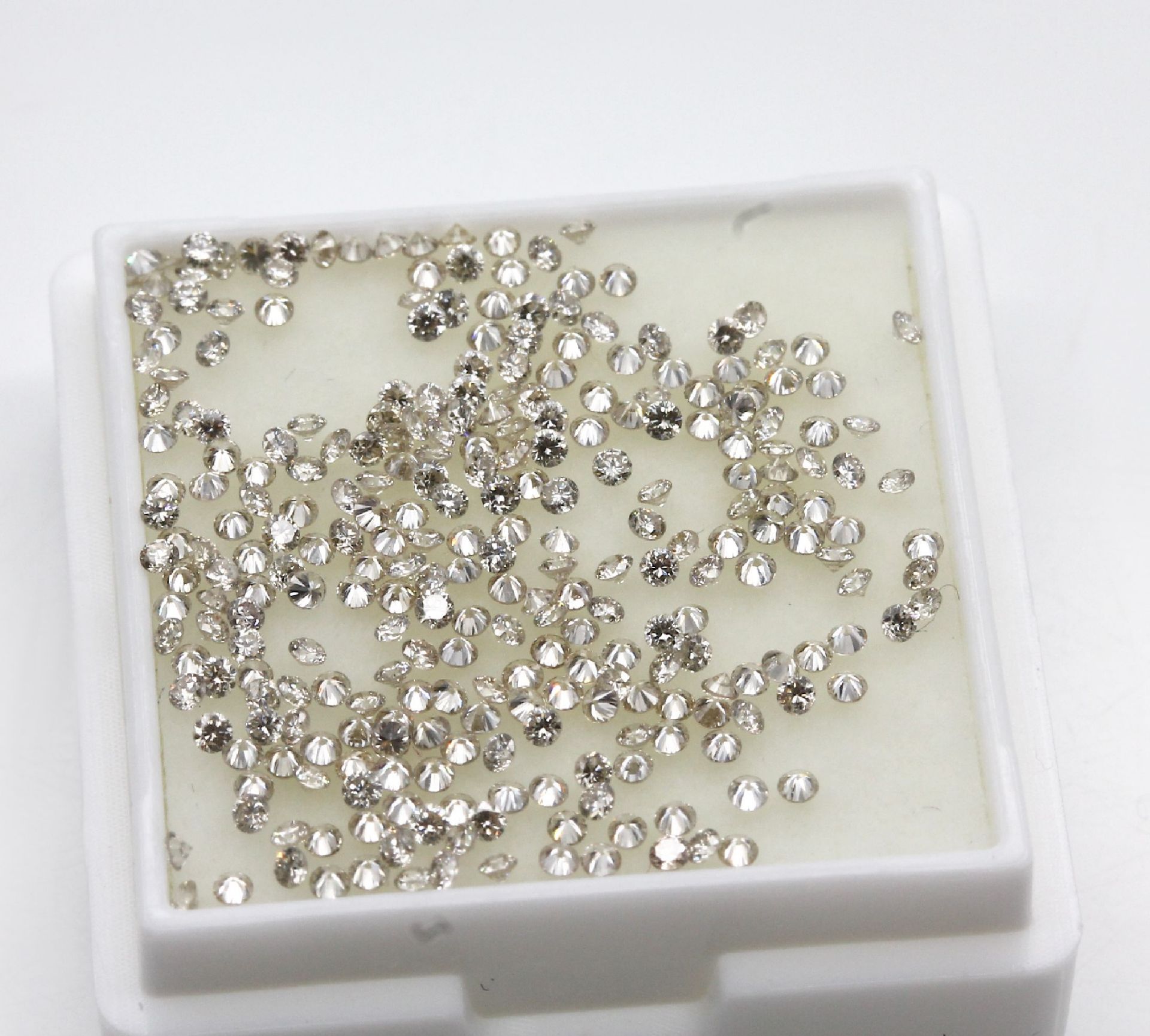 Lot lose Brillanten zus. ca. 2.00 ct, Weiß-