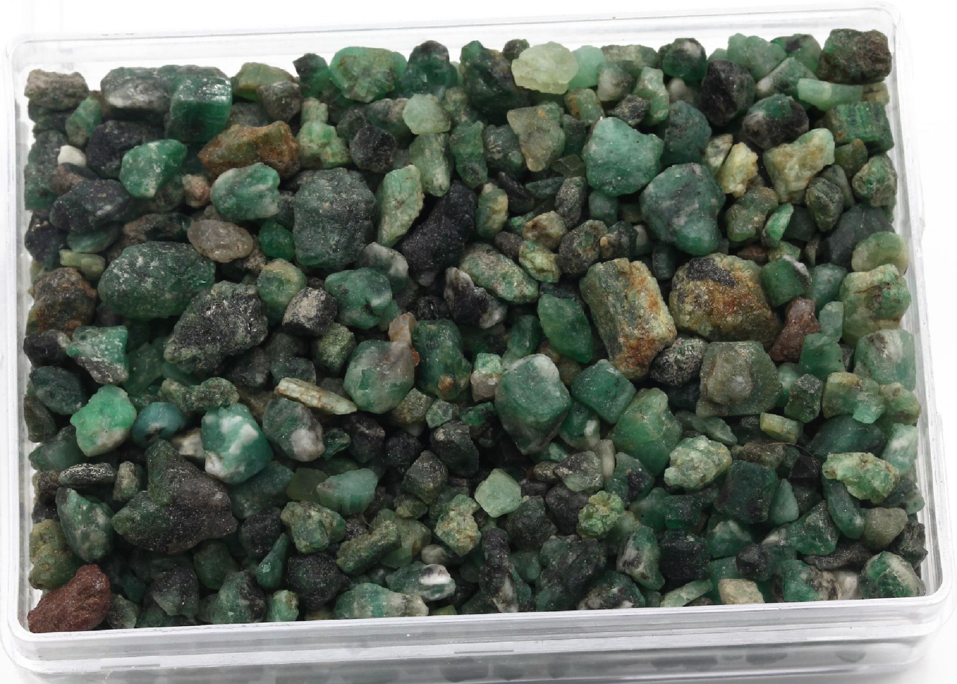 Lot lose Smaragd-Rohsteine, ca. 623 ct,   versch. Größen - Bild 2 aus 2