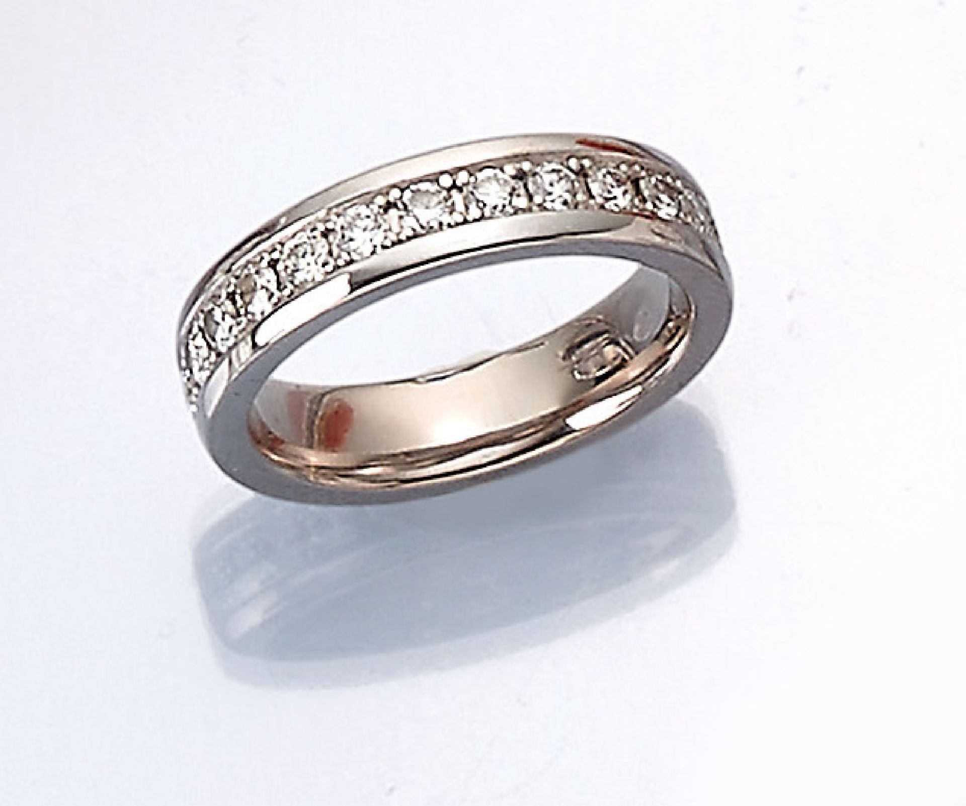 18 kt Gold Brillant-Memoryring,   WG 750/000,Brillanten