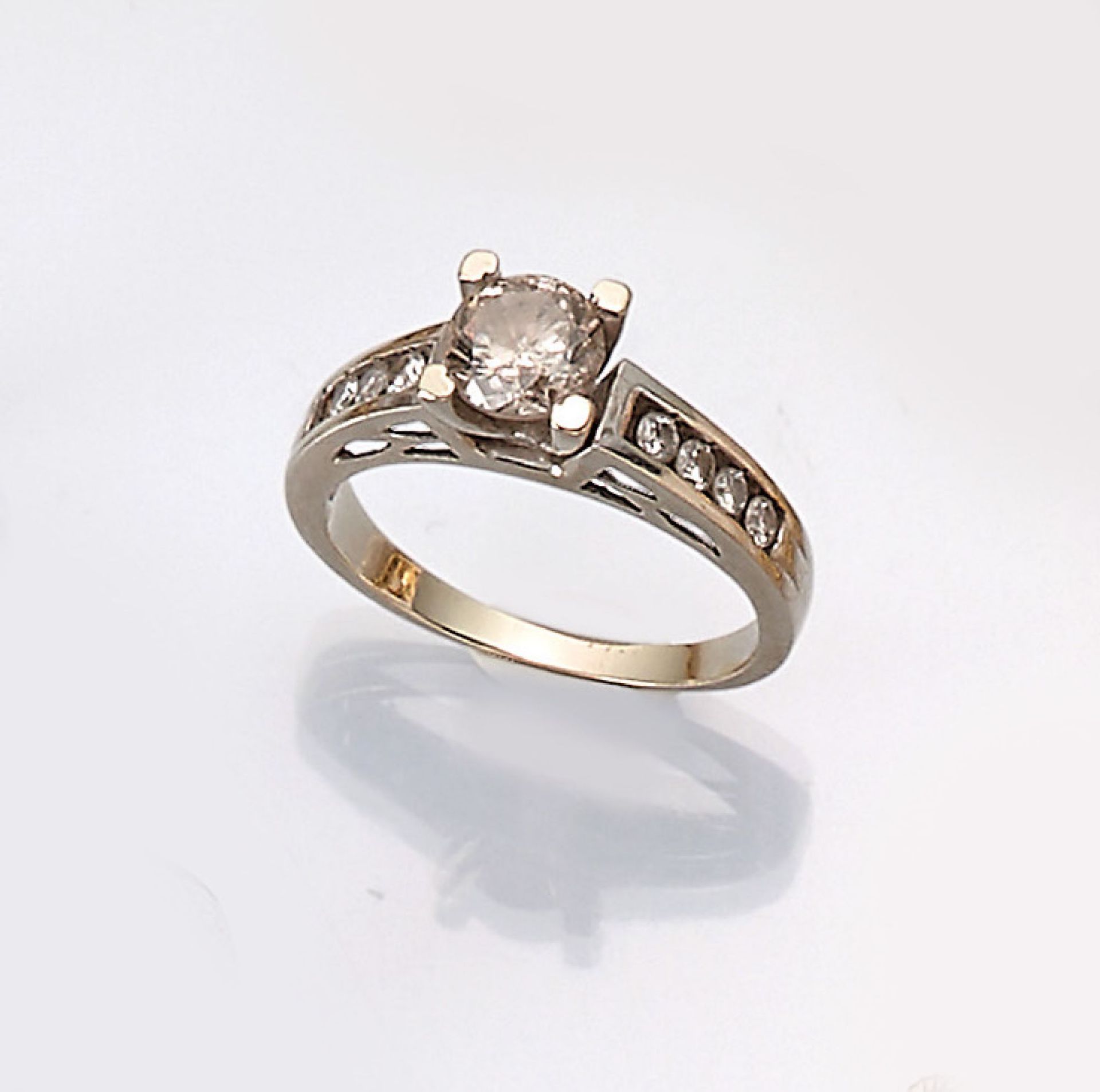 14 kt Gold Brillant-Ring mit Brillanten, WG585/000