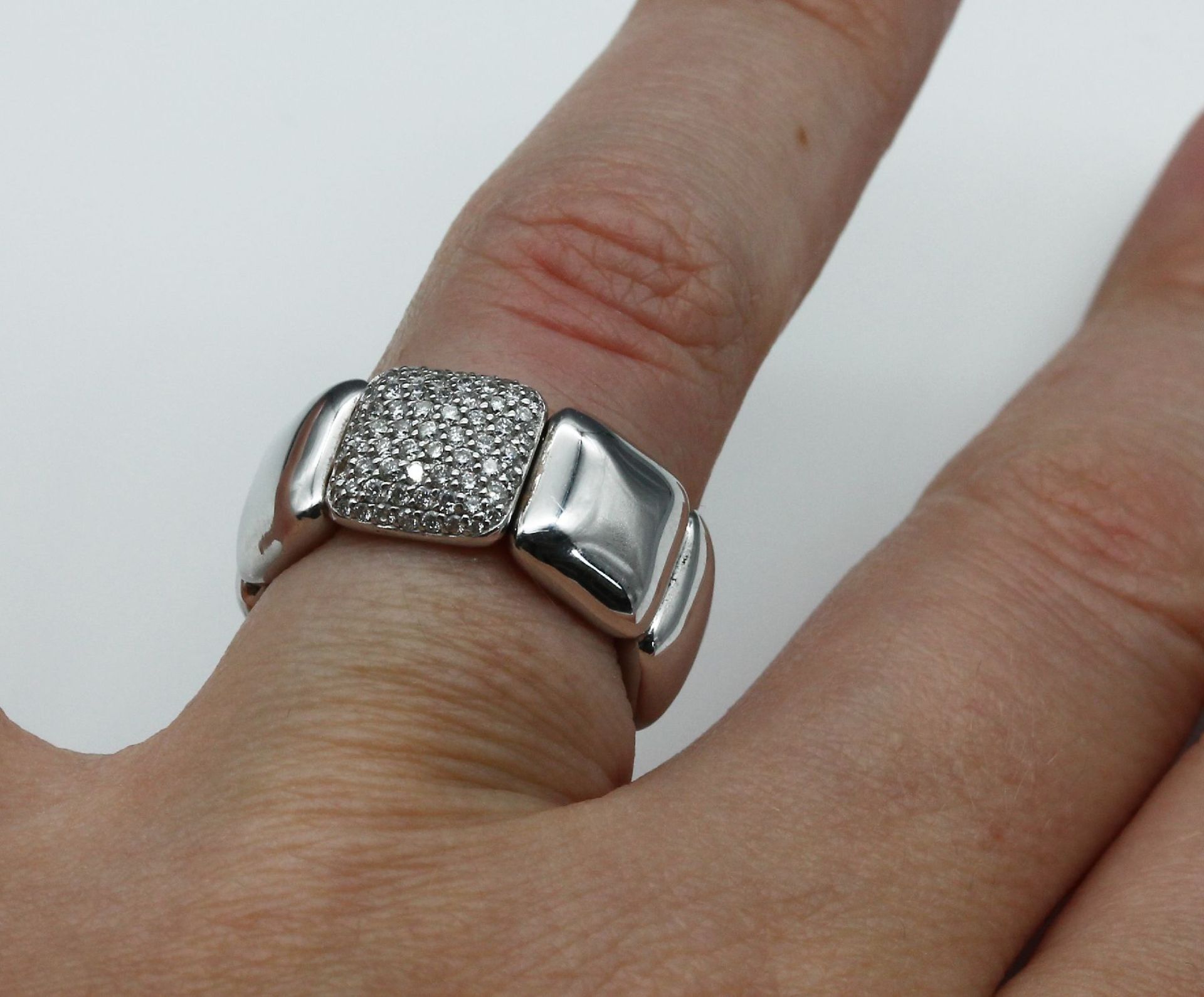 18 kt Gold Diamant-Ring,   WG 750/000, gepr.,viereckige - Bild 2 aus 5