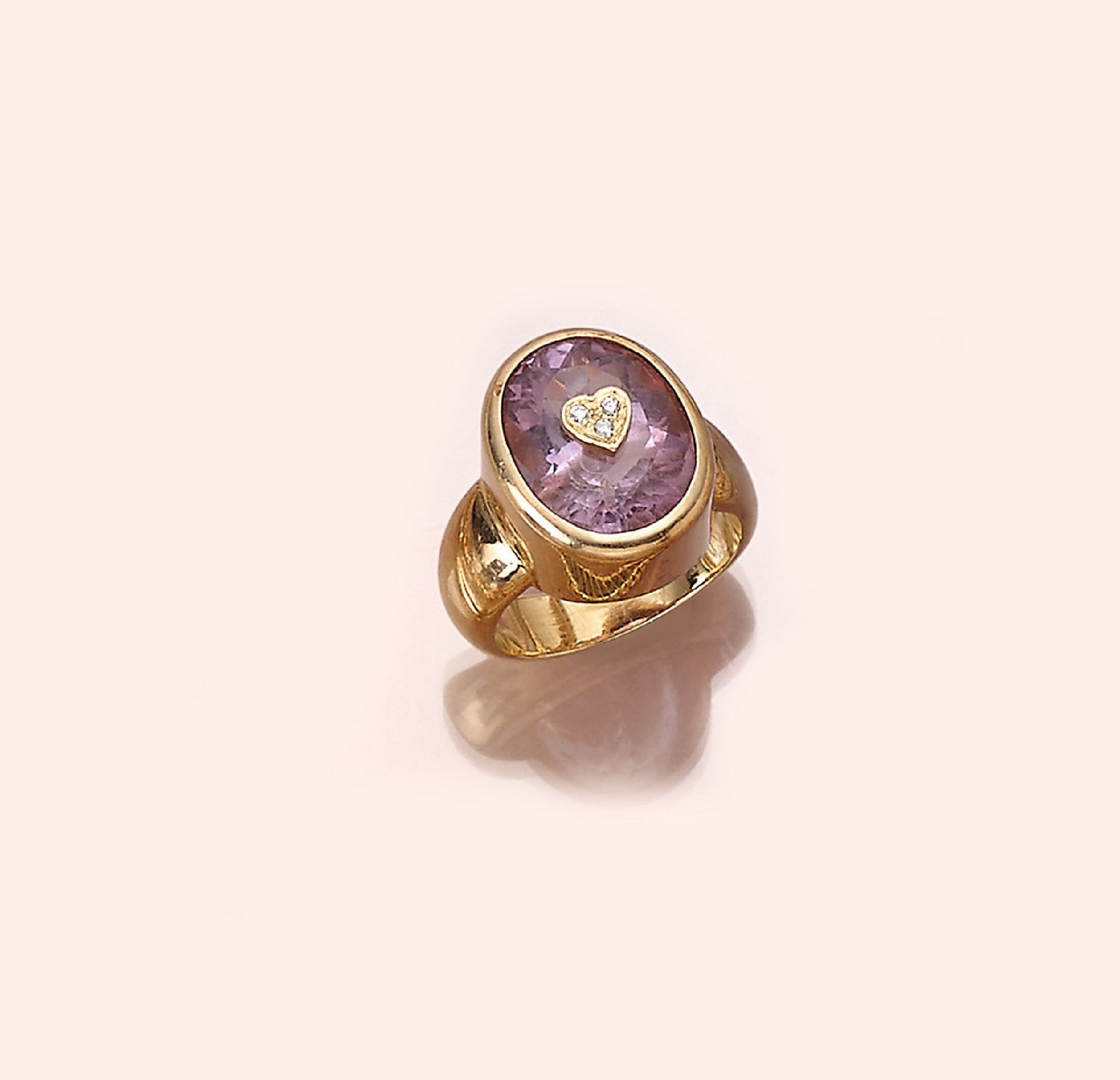 18 kt Gold Amethyst-Brillant-Ring,   GG 750/ 000, hoher