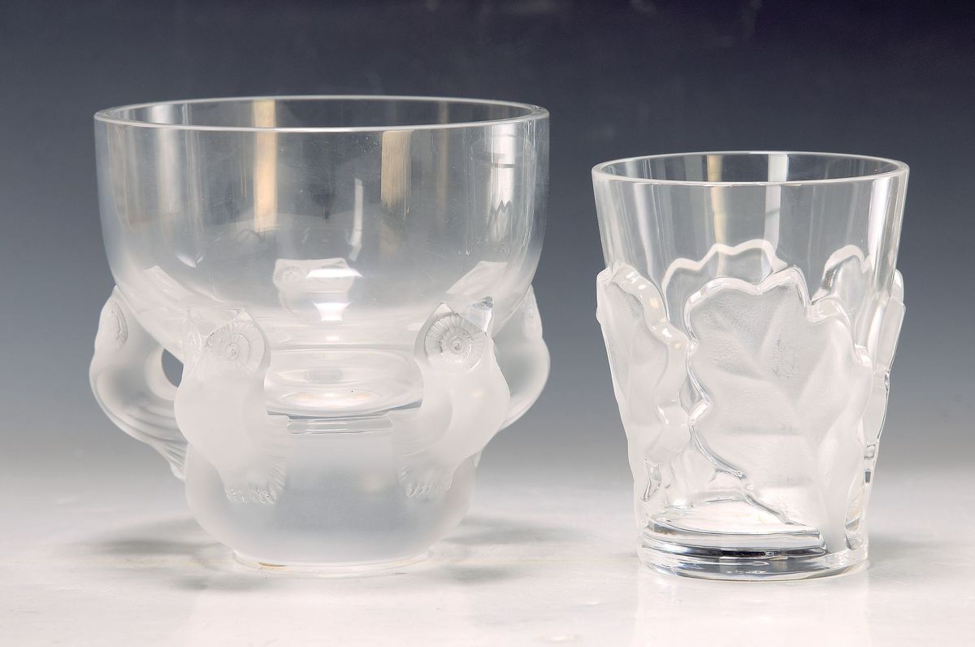 Zwei Vasen, Lalique, 2. Hälfte 20. Jh., Formkristall,