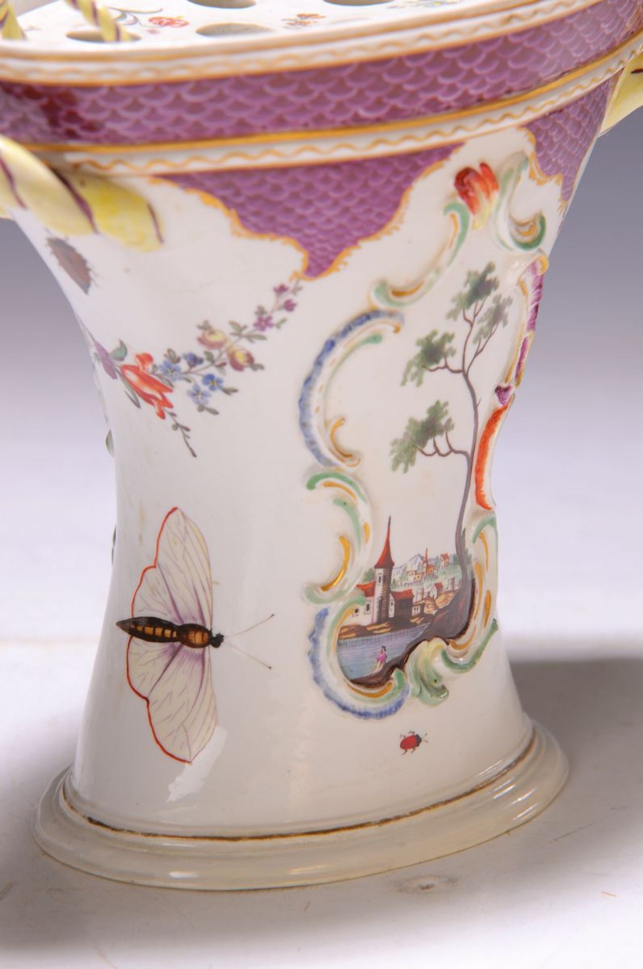 Seltene Vase/Blumensteckgefäß, Höchst, um 1765, feine - Bild 2 aus 2