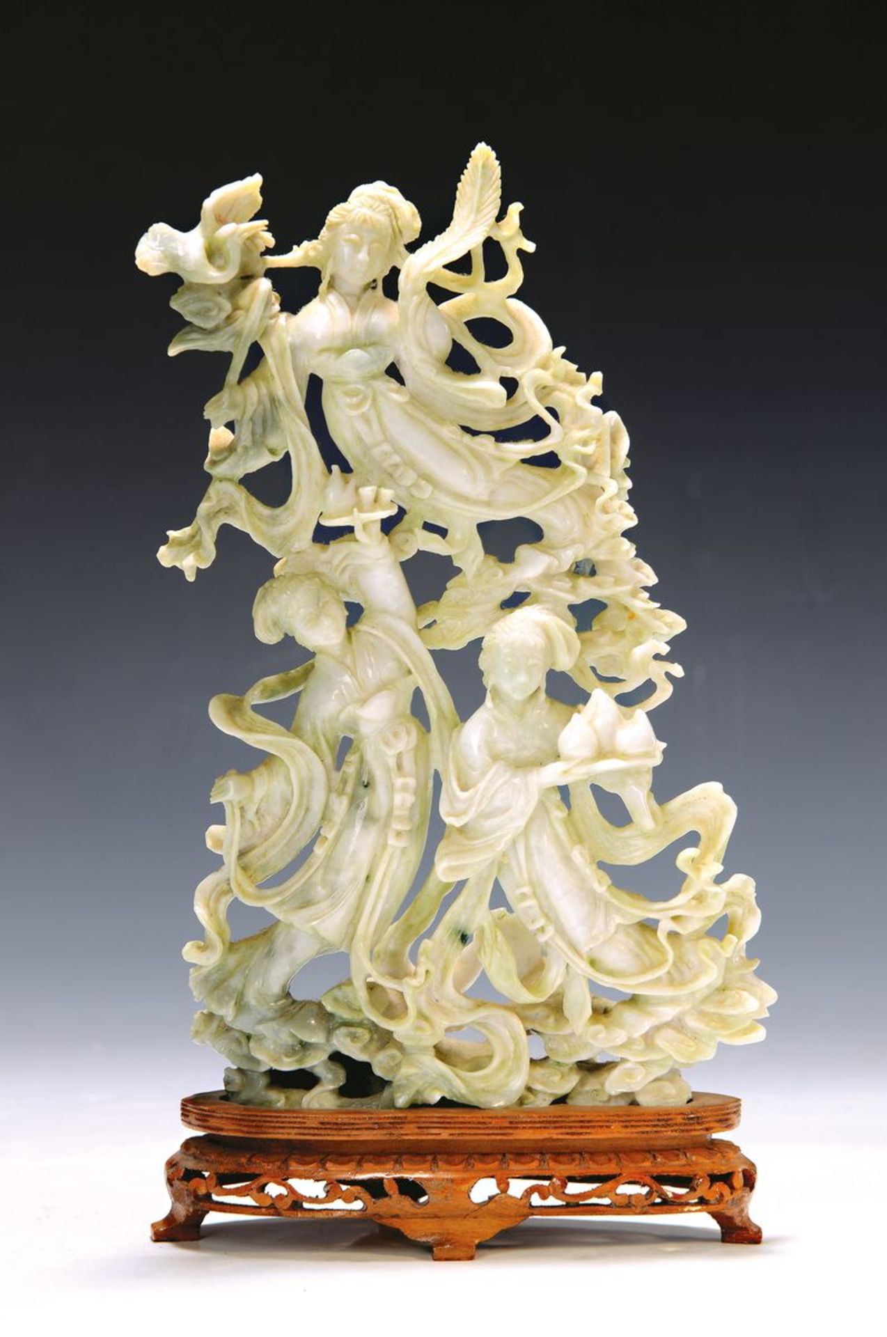 Jadeskulptur, China, 20. Jh.,  mythologische Darstellung,