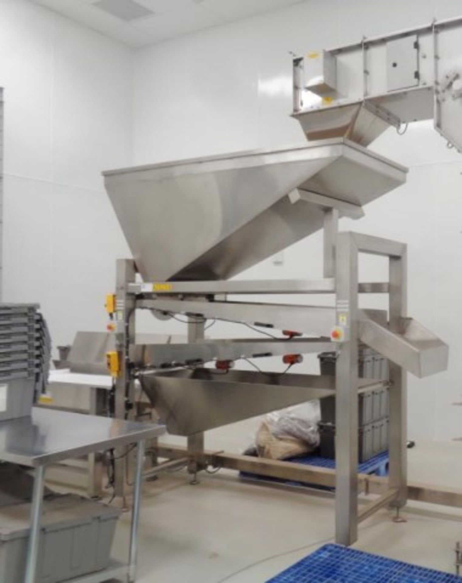 Vibratory Sorter - Image 2 of 2