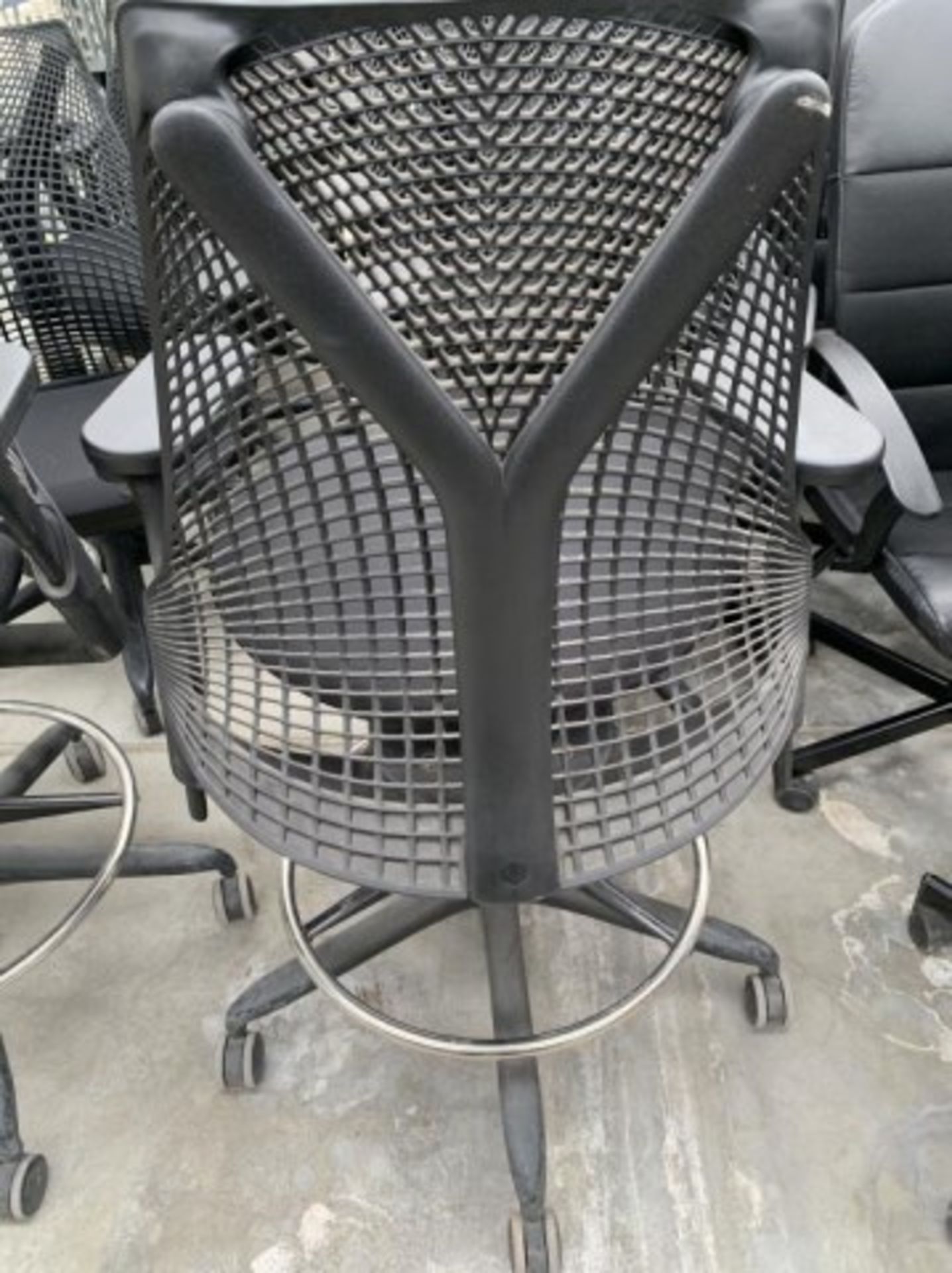 Office Chairs - Image 3 of 3