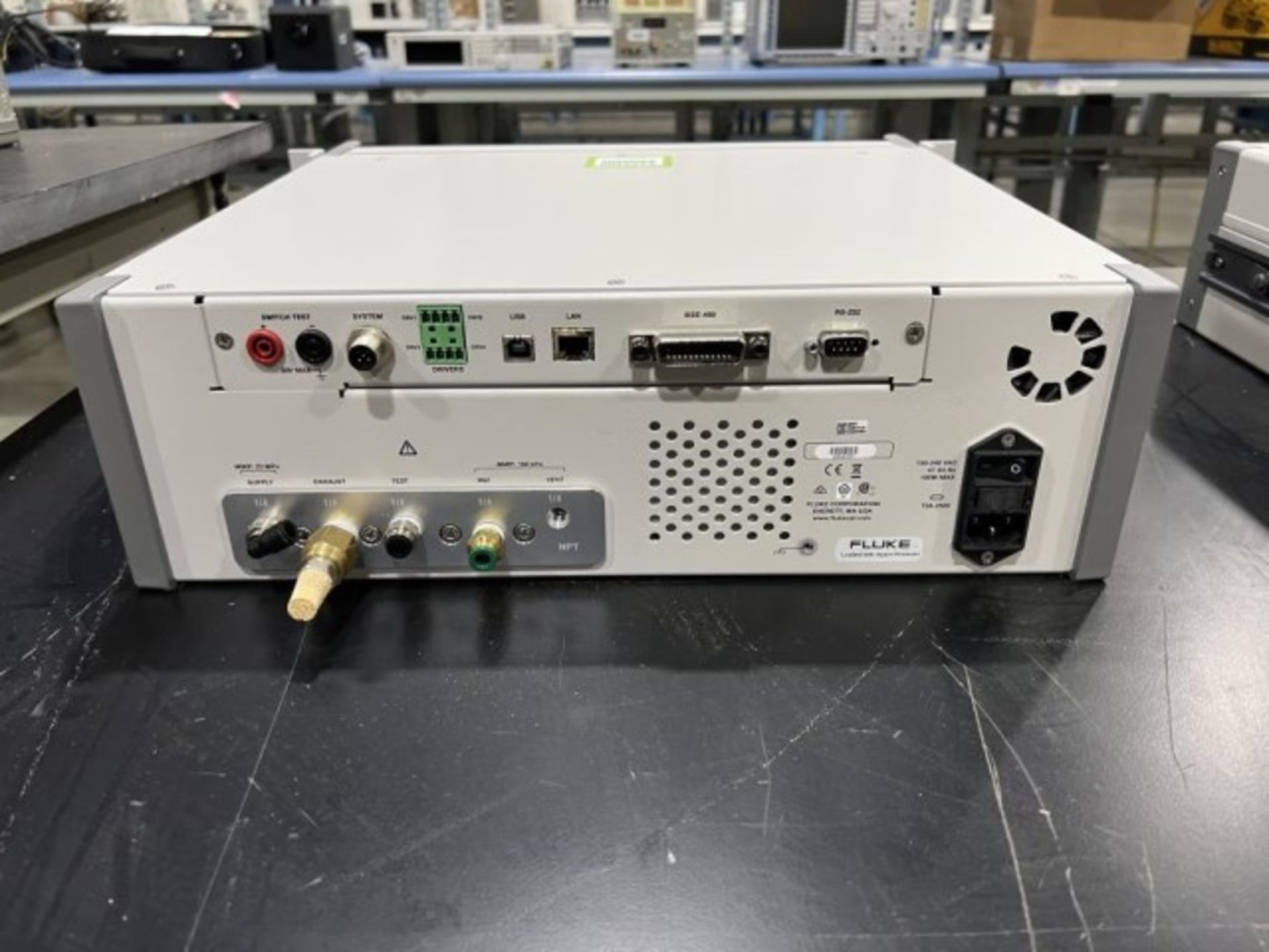 Fluke Pressure Controller/Calibrator - Image 2 of 2