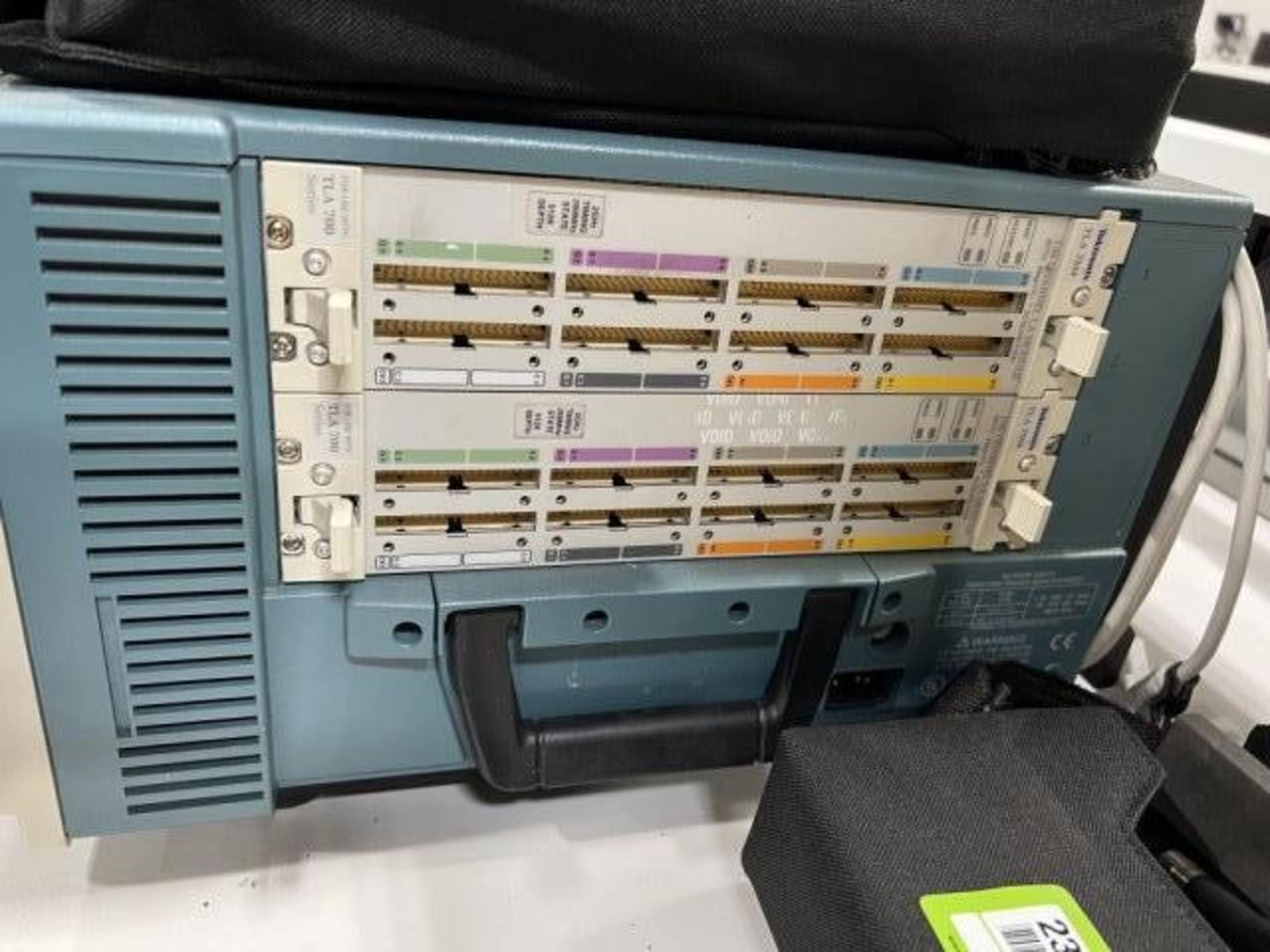 Tektronix Logic Analyzer - Image 2 of 2