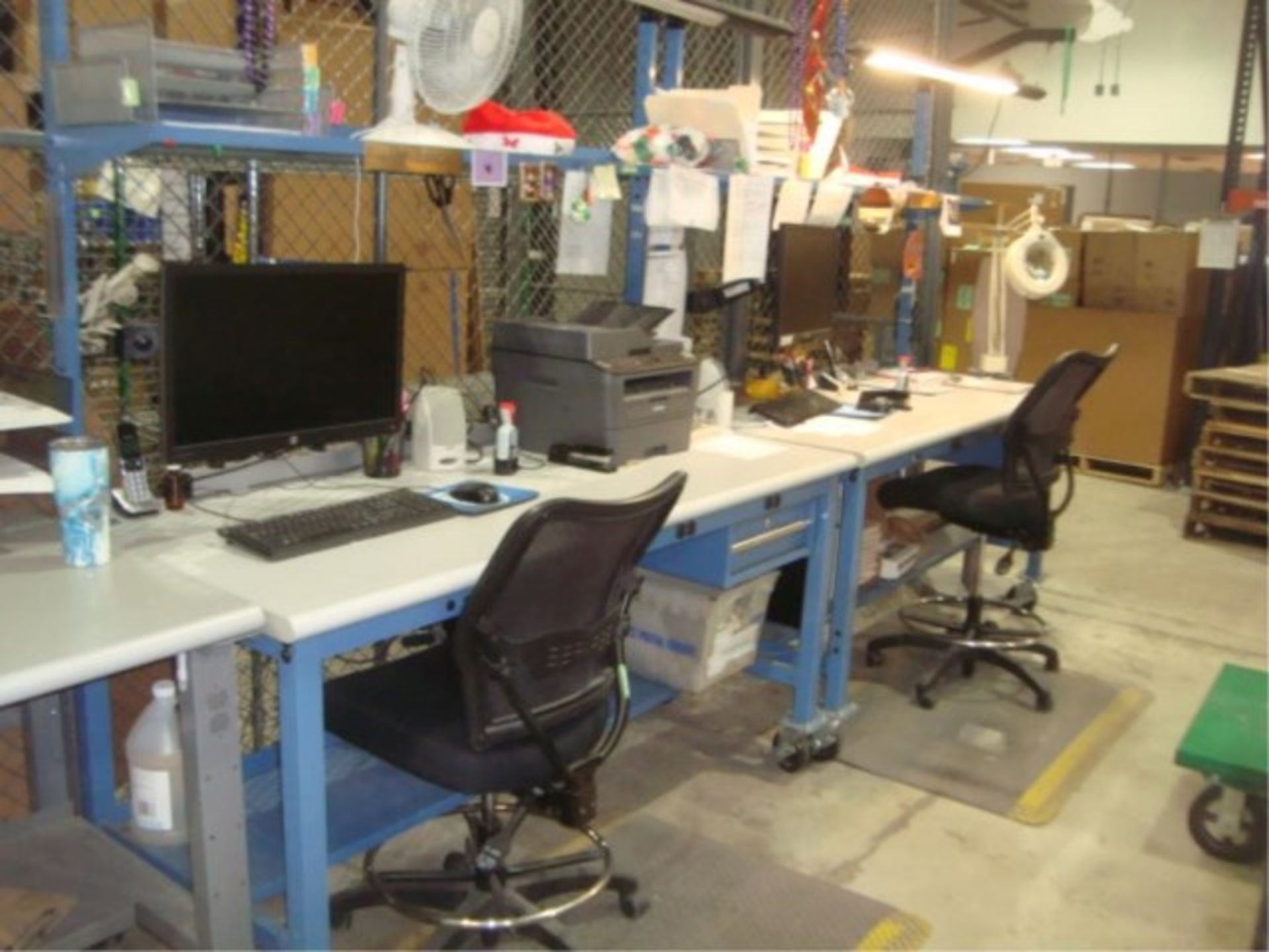 Mobile Workstation Benches & Chairs - Image 2 of 9