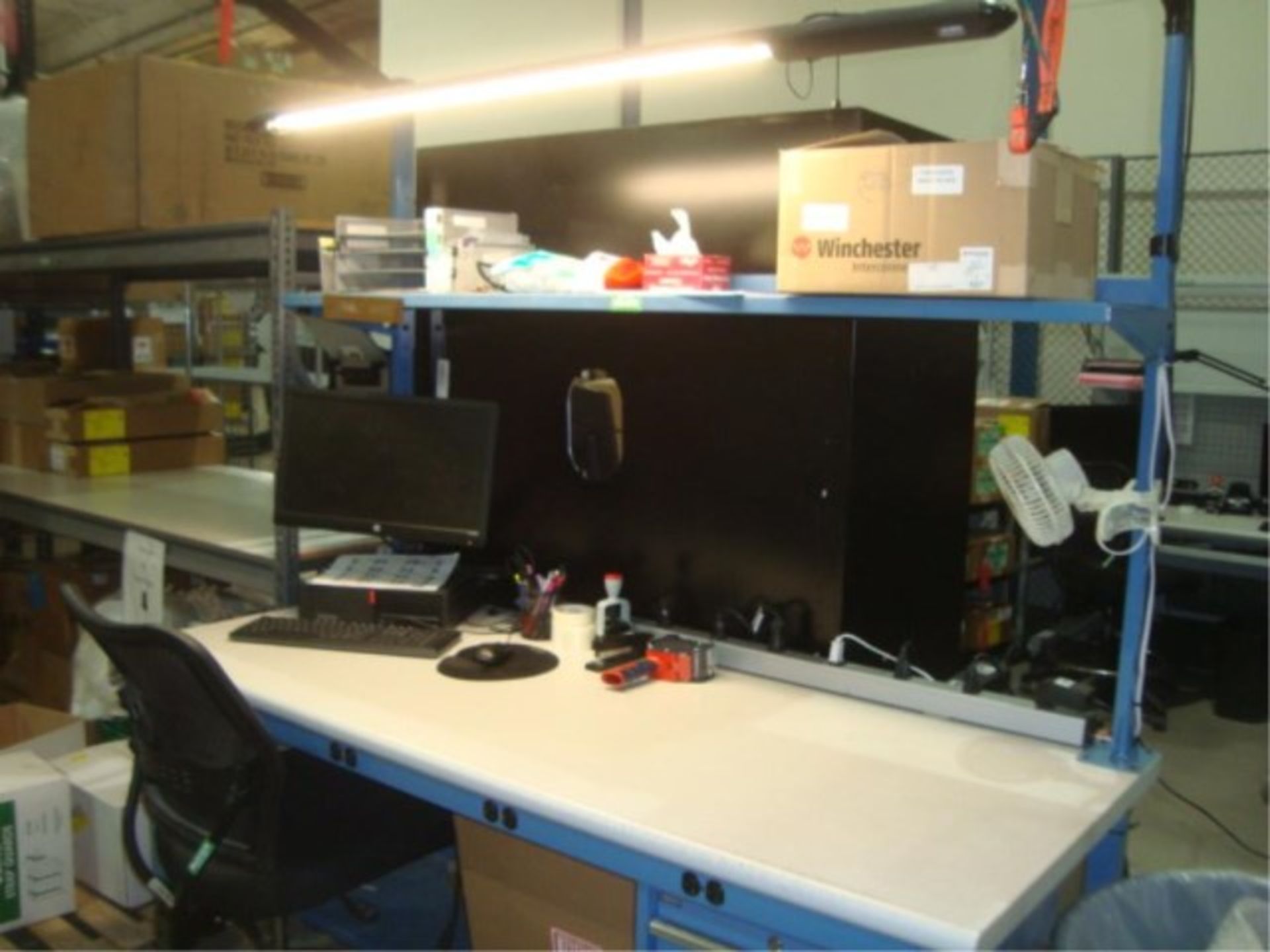 Mobile Workstation Benches & Chairs - Image 7 of 9