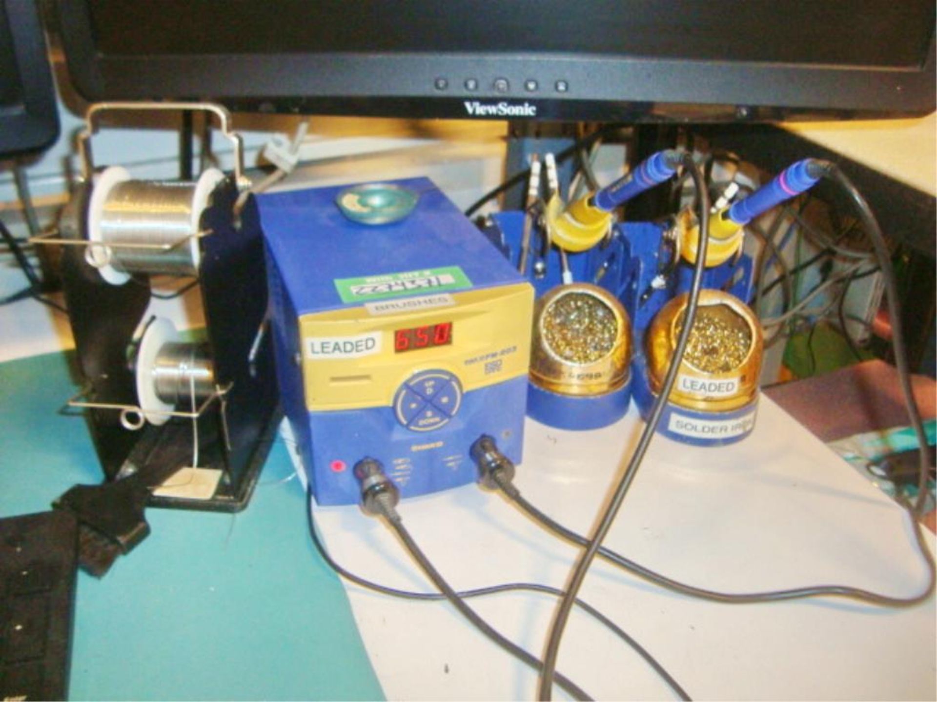 Digital 2-Channel Soldering Stations - Image 2 of 4