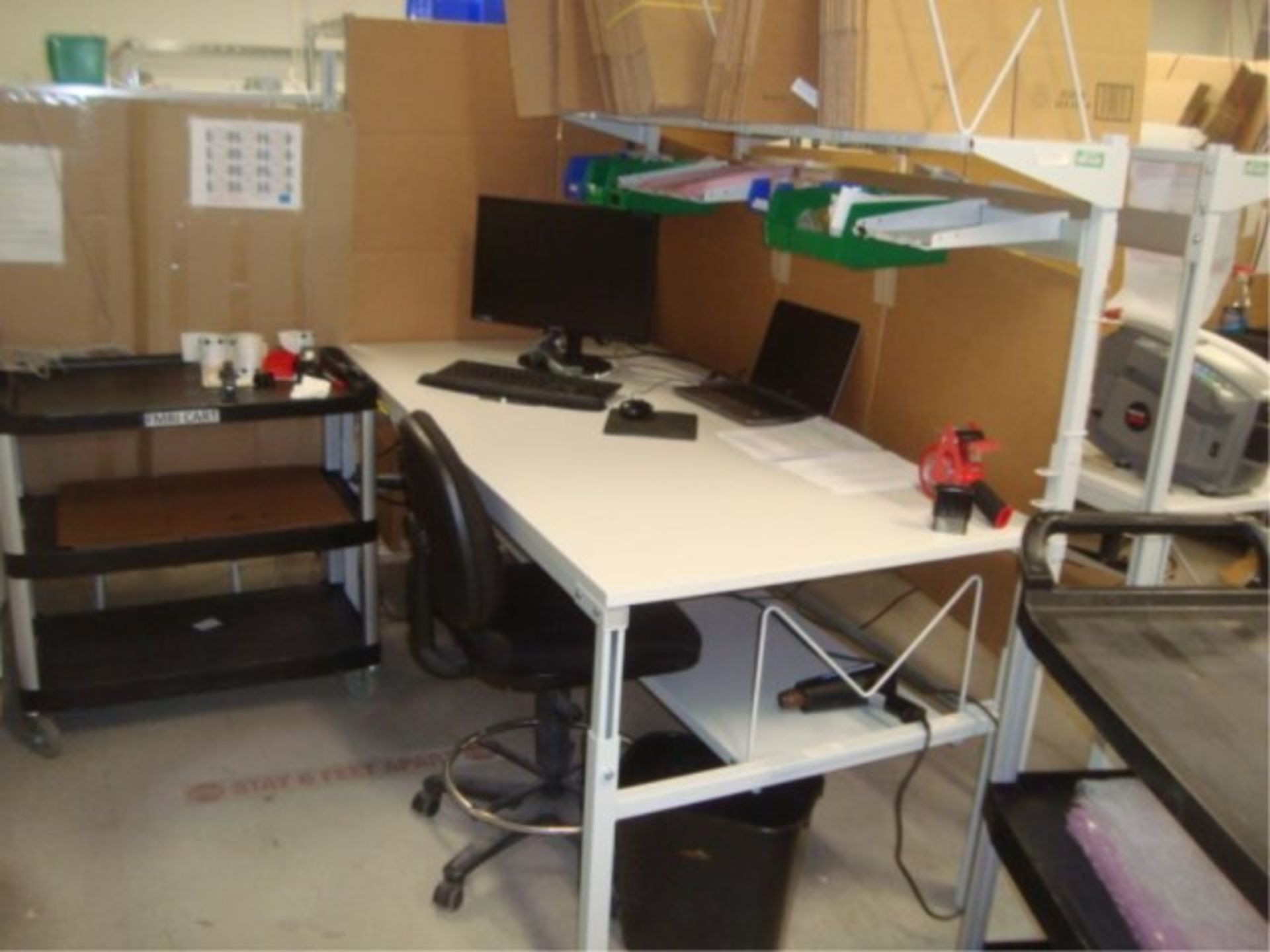 Technicians Workstation Benches - Image 8 of 8