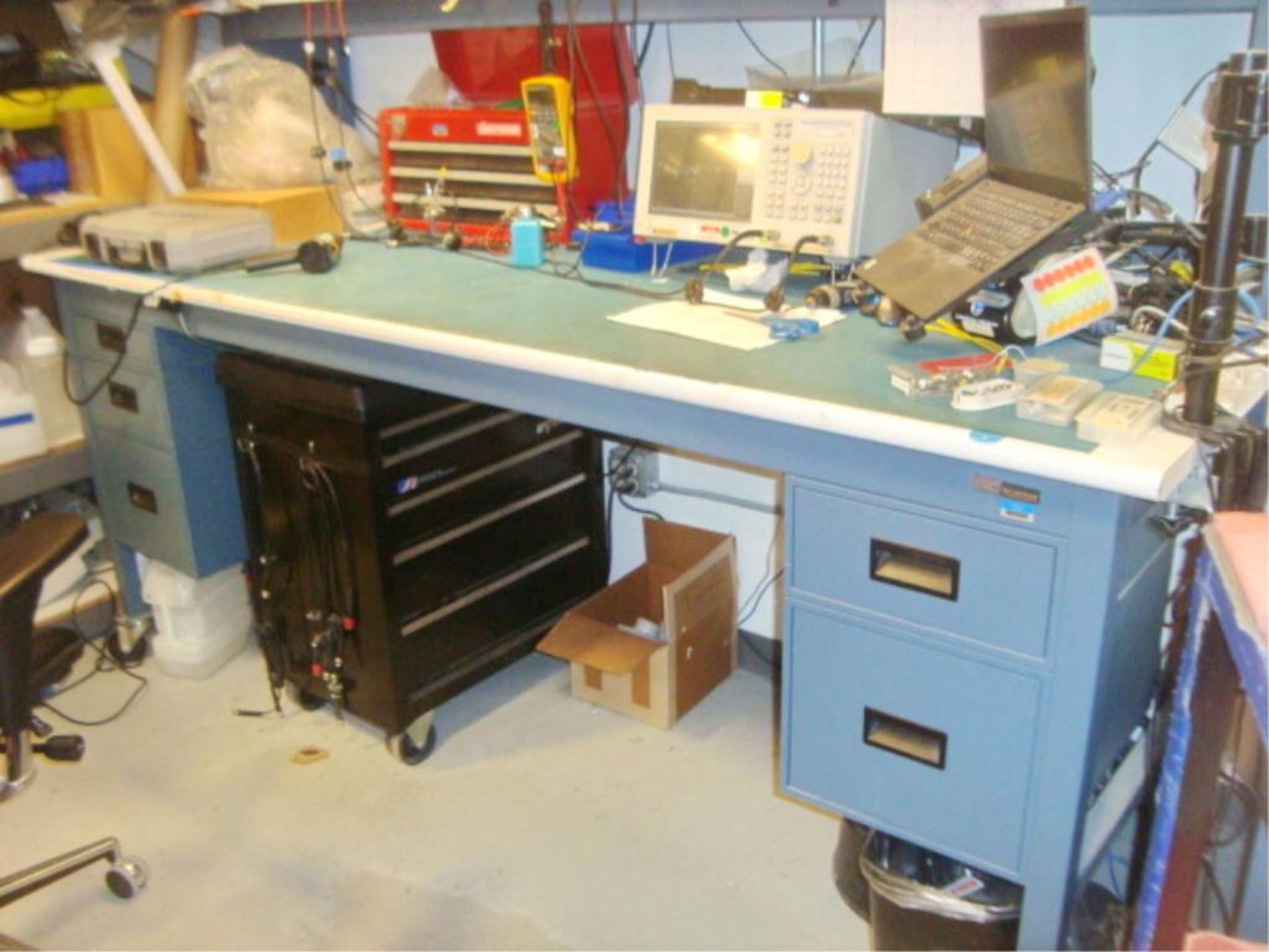 Mobile Workstation Benches - Image 12 of 16
