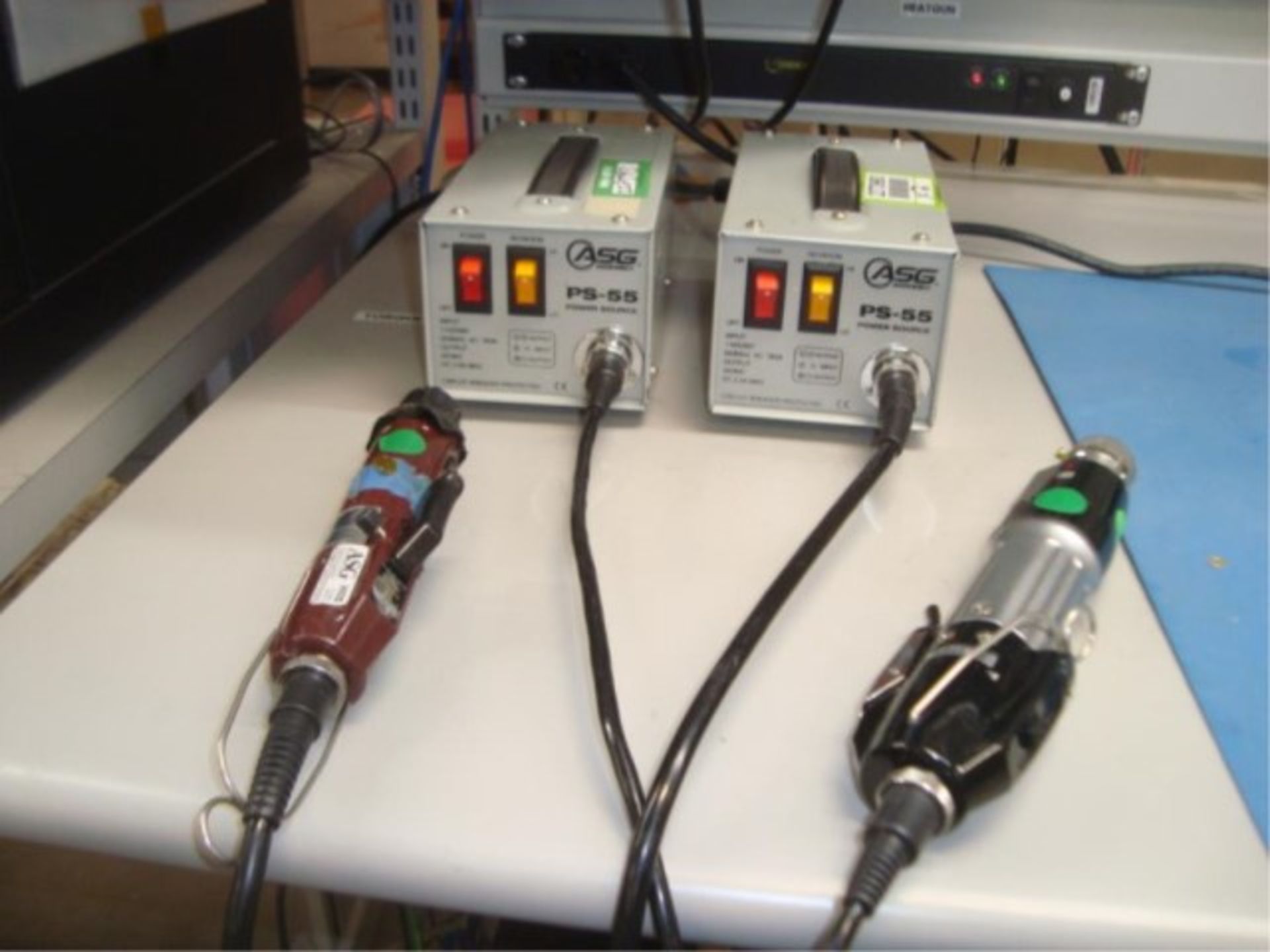 Torque Drivers With Power Supplies