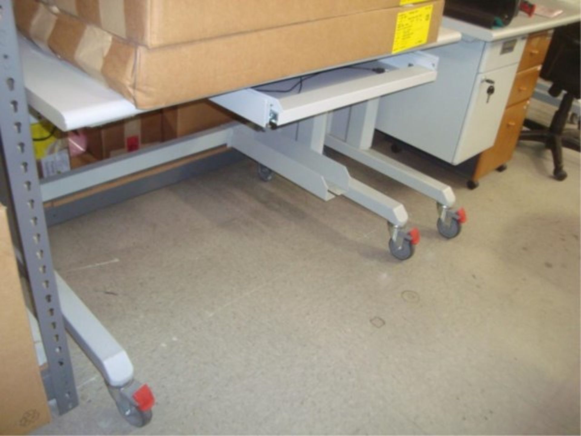 Mobile Workstation Benches - Image 4 of 9