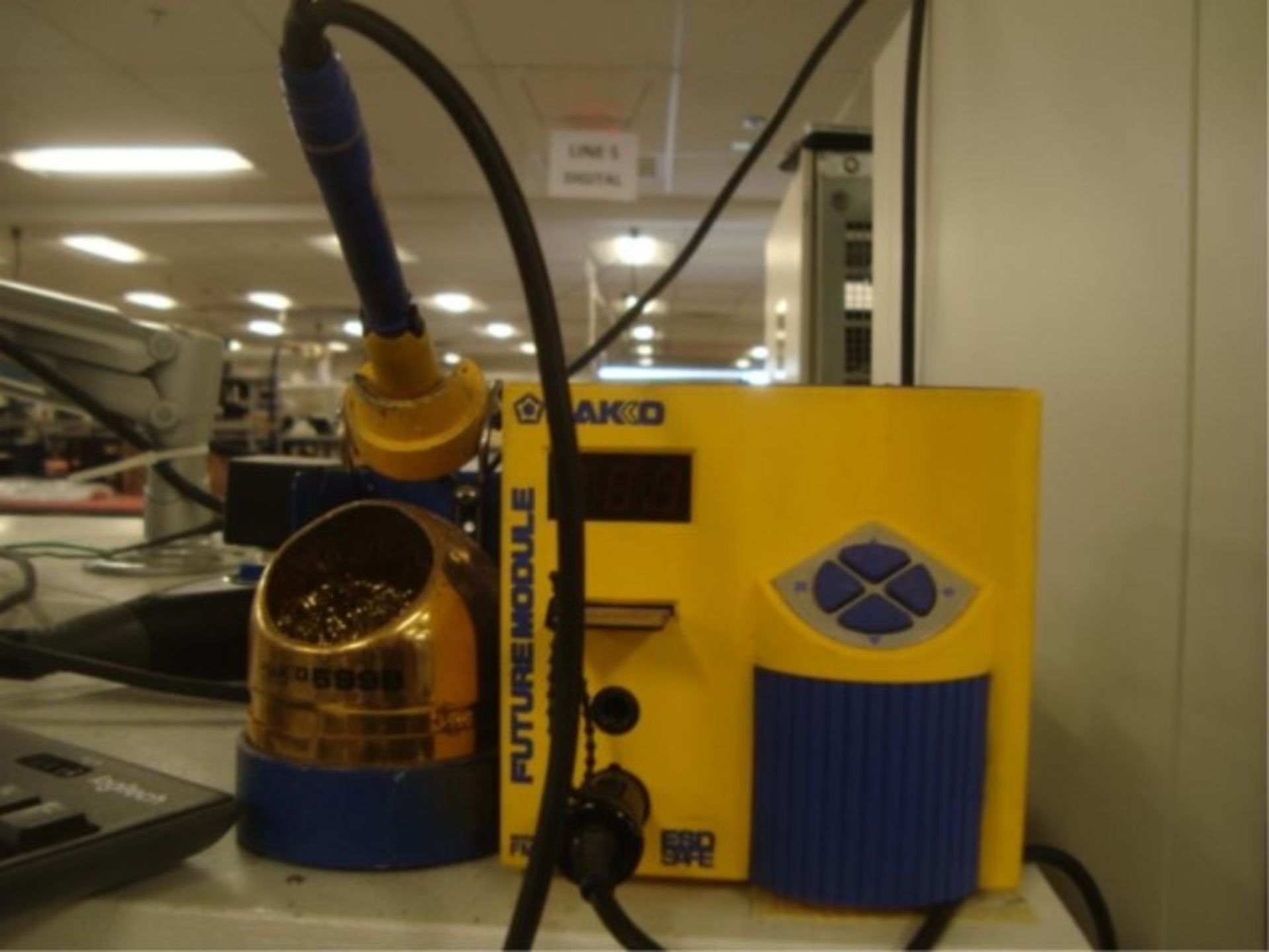 Digital Single Channel Soldering Stations - Image 3 of 3