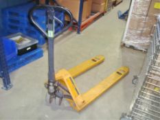 5,500 lb. Capacity Standard Pallet Jack