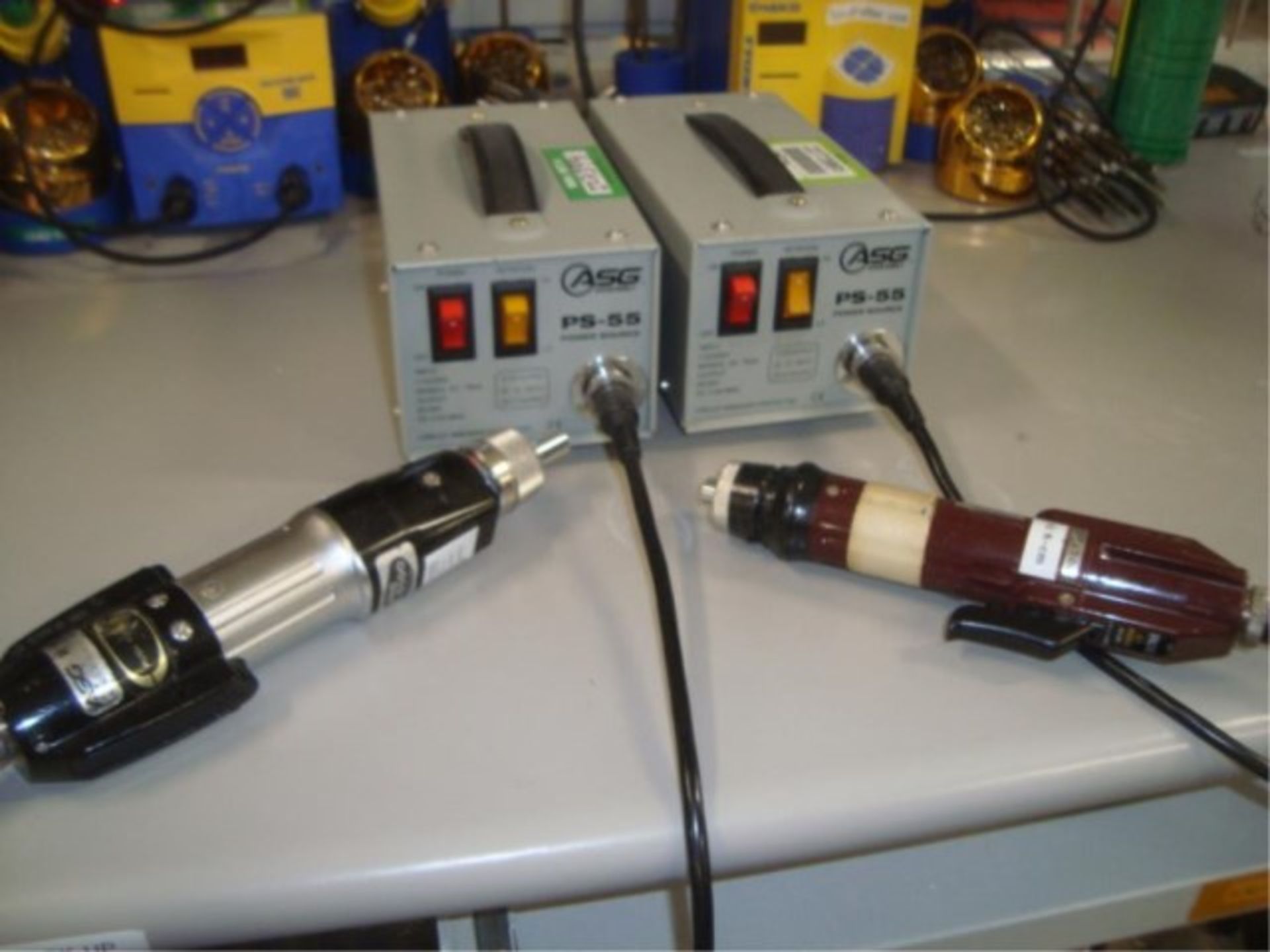 Torque Drivers With Power Supplies