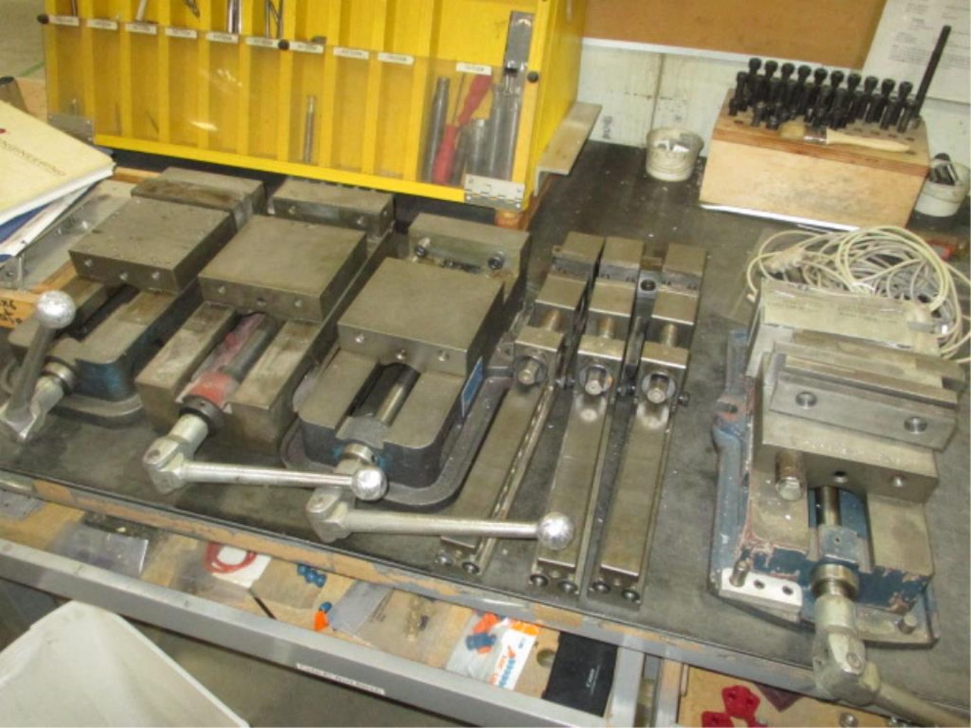 Fadal CNC Machine - Image 14 of 18