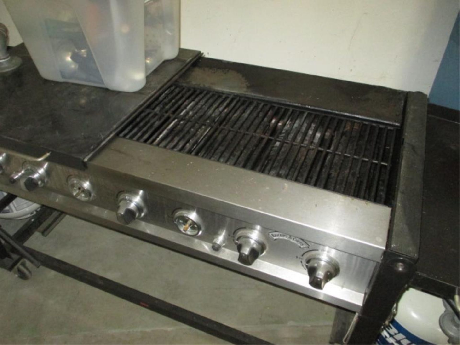Bakers & Chefs Gas Grill - Image 2 of 3