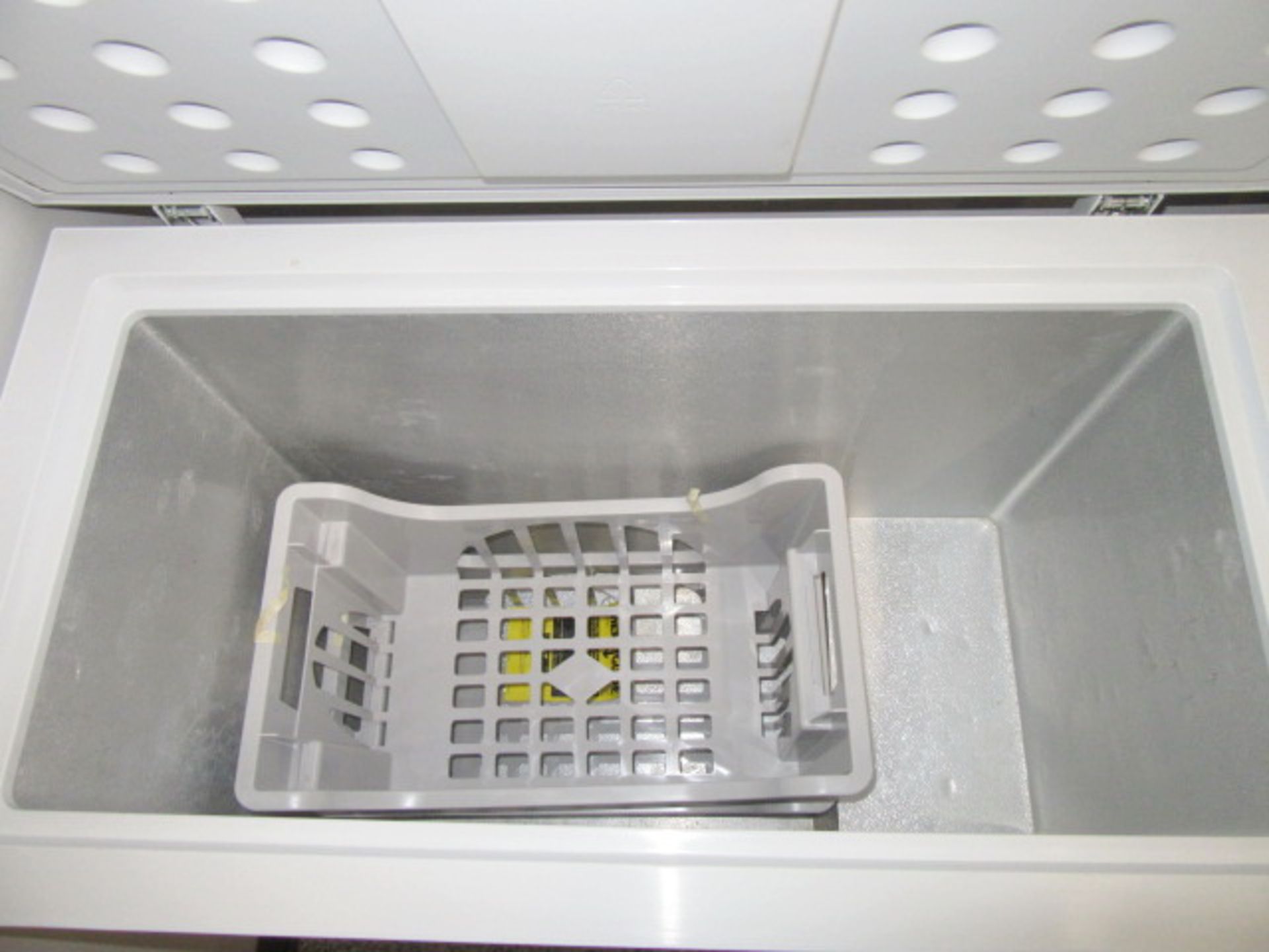 GE Freezer - Image 4 of 4