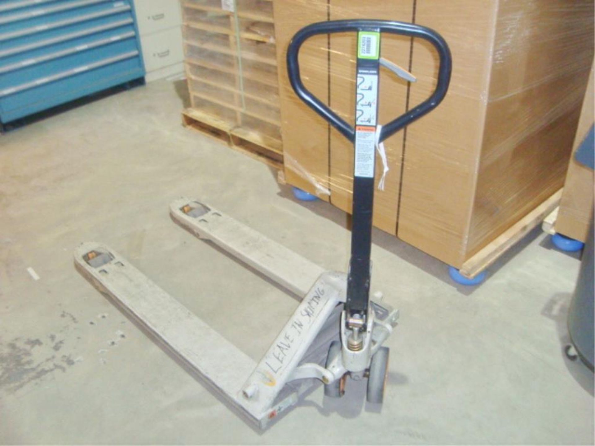 5,000 lb. Capacity Standard Pallet Jack