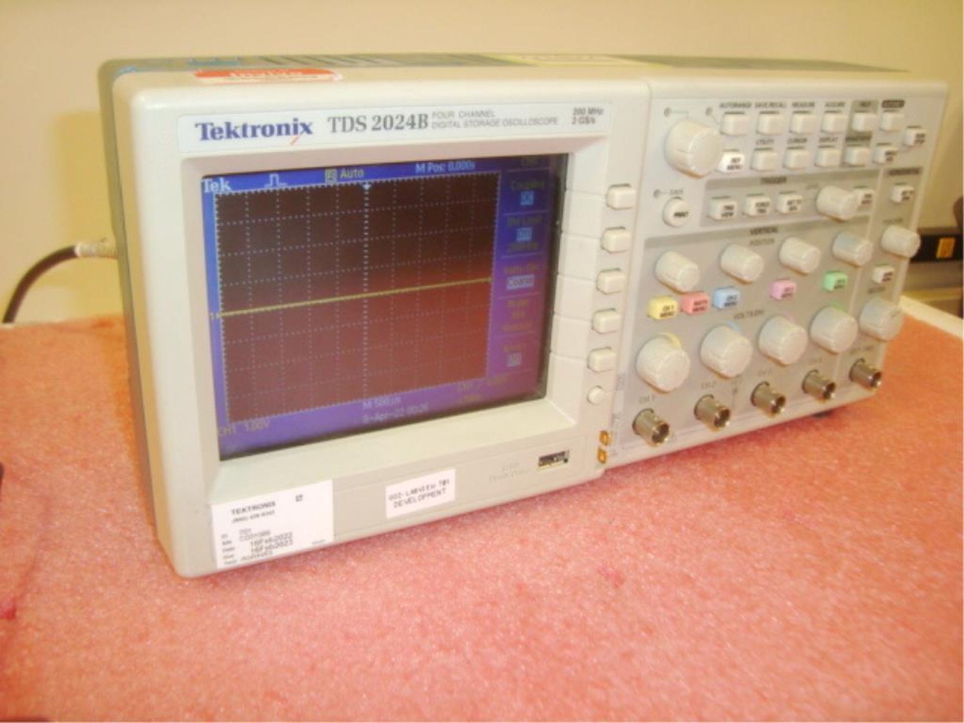 4-Channel Digital Storage Oscilloscope - Image 2 of 5