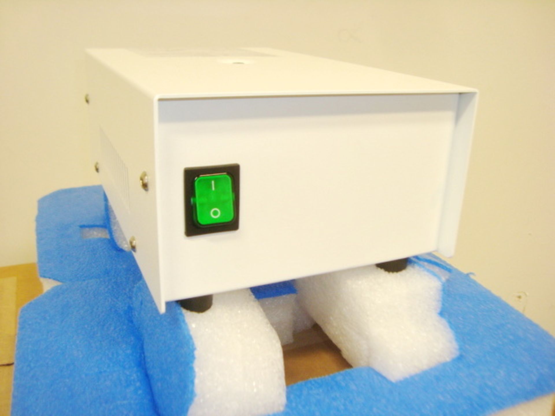 600 VA Medical Grade Isolation Transformer - Image 2 of 9