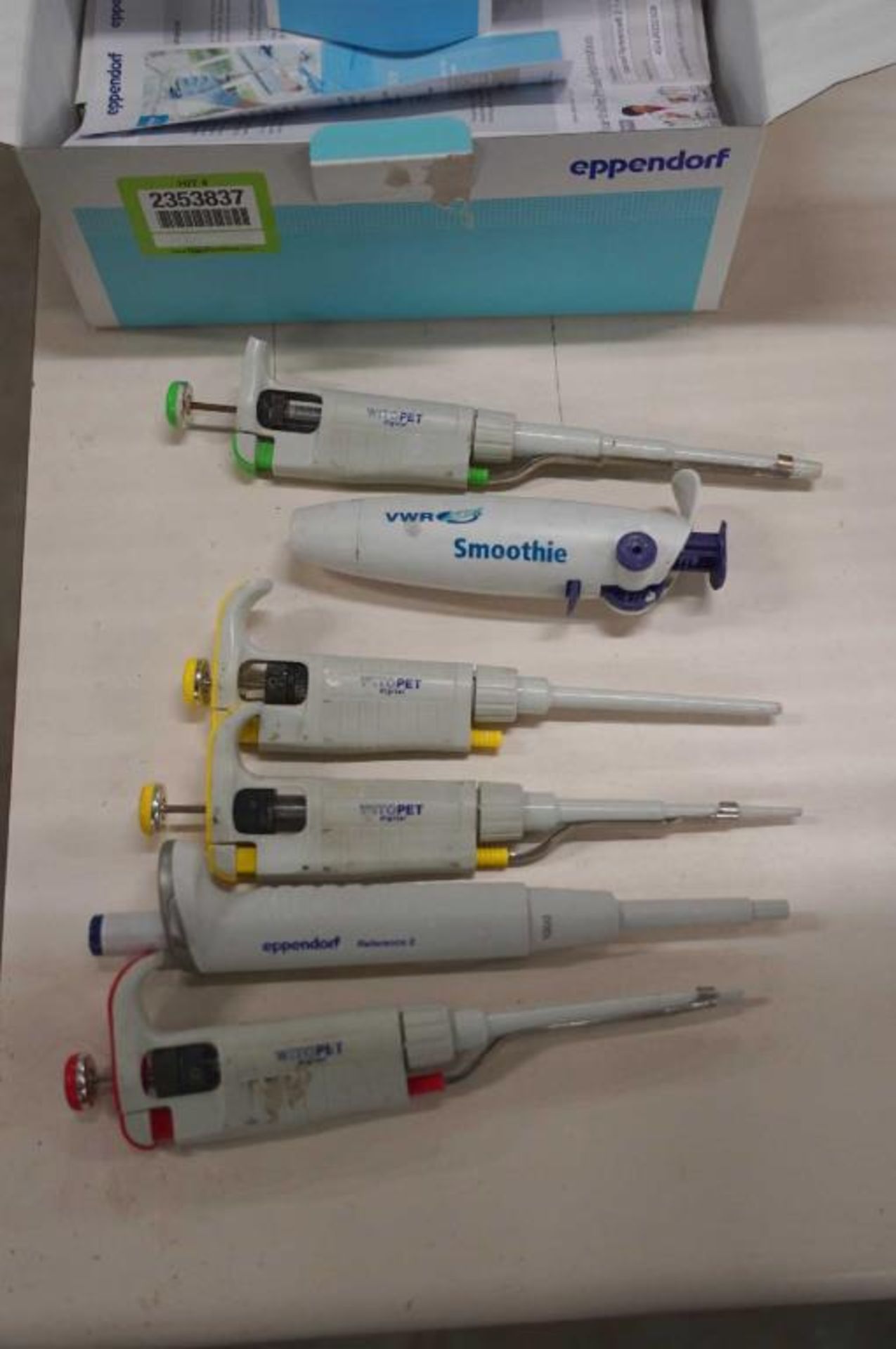 (Single Channel Pipettes - Image 2 of 3
