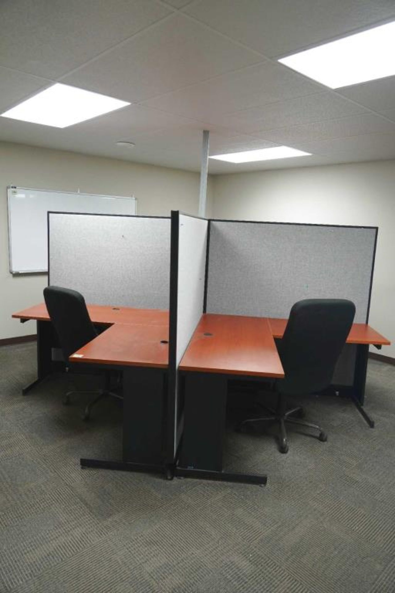 4 Section Office Cubical Unit