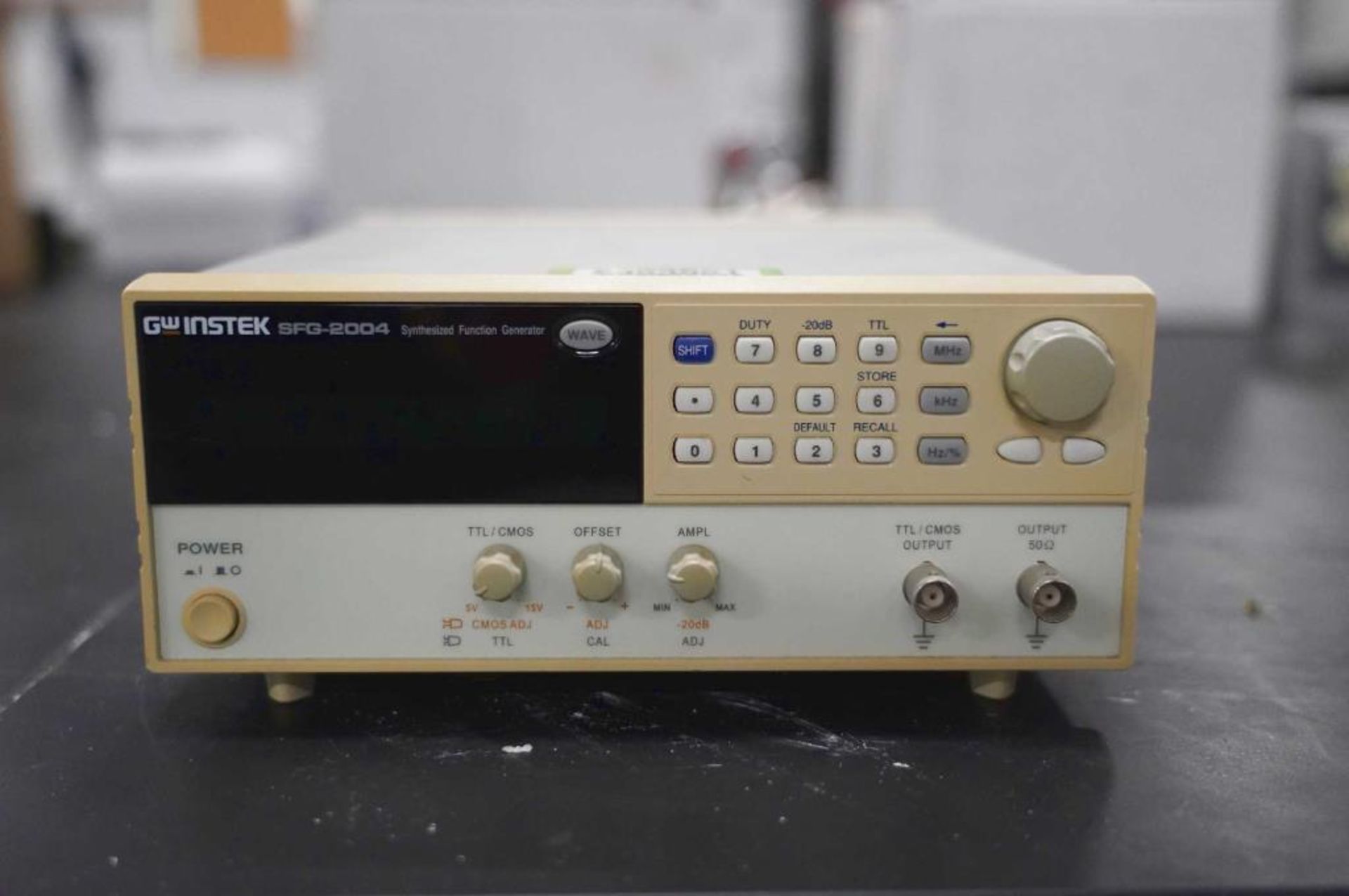 Synthesized Function Generator - Image 2 of 3