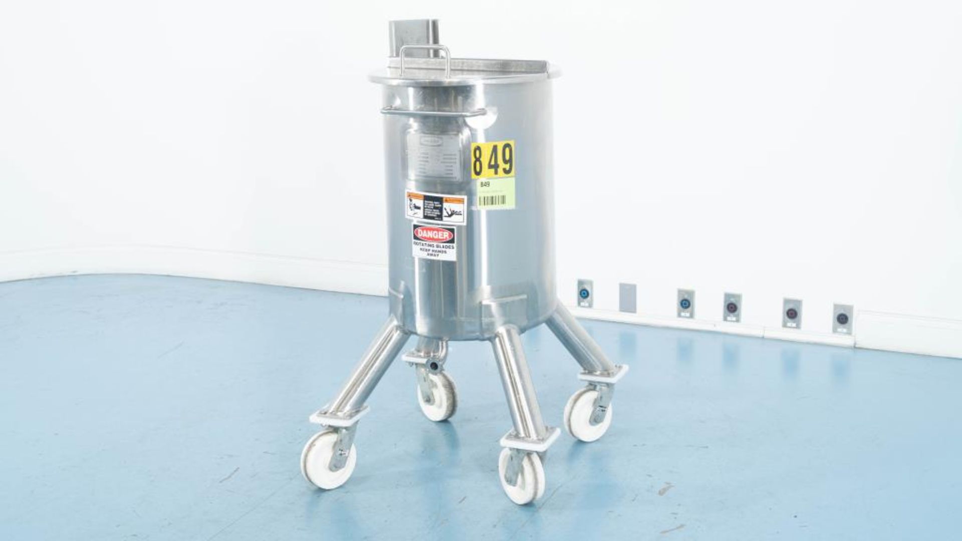 Walker 20 Gallon Stainless Steel Mixing Tank - Image 2 of 8