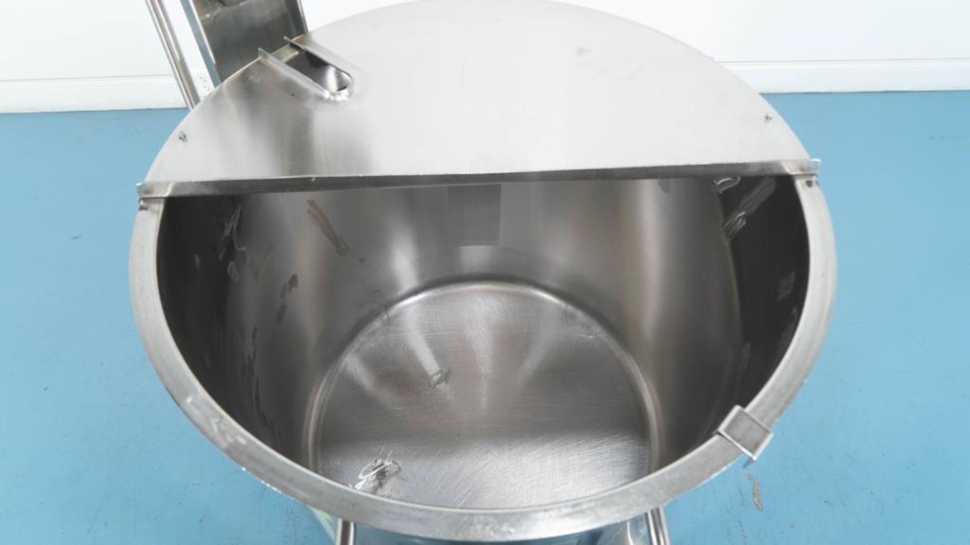 Walker 65 Gallon Stainless Steel Mixing Tank - Image 9 of 13