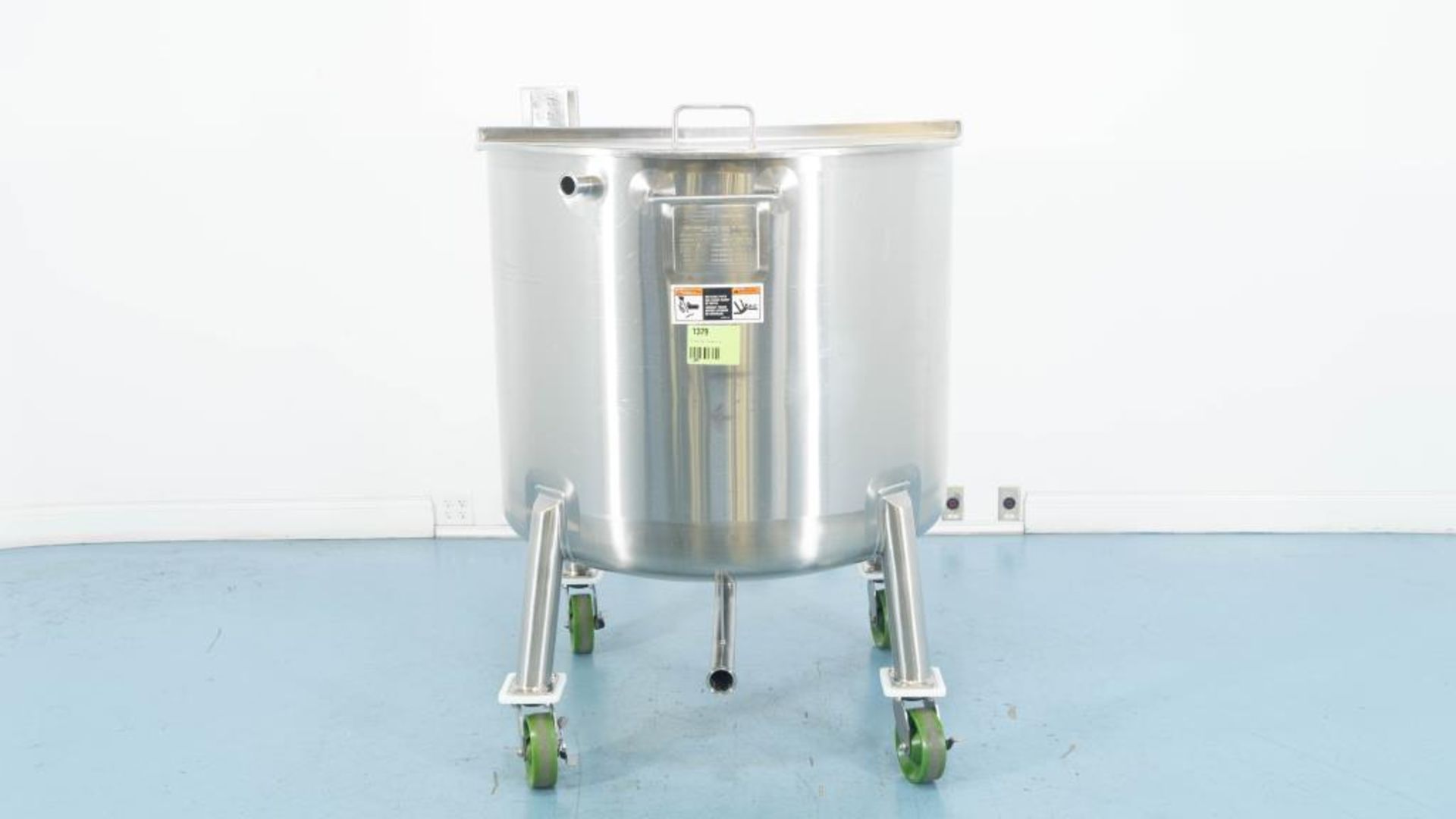 Walker 125 Gallon Stainless Steel Mixing Tank