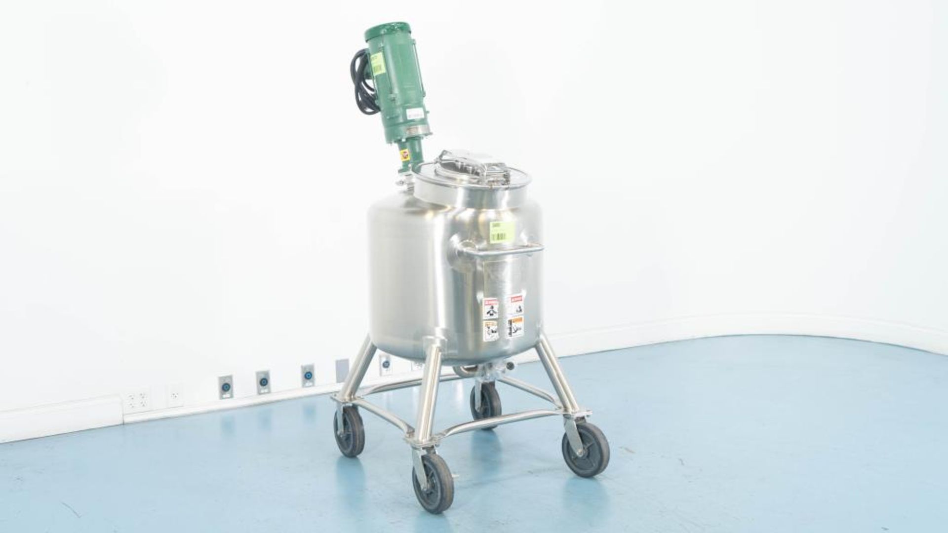 Walker 35 Gallon Stainless Steel Mixing Tank - Image 3 of 11