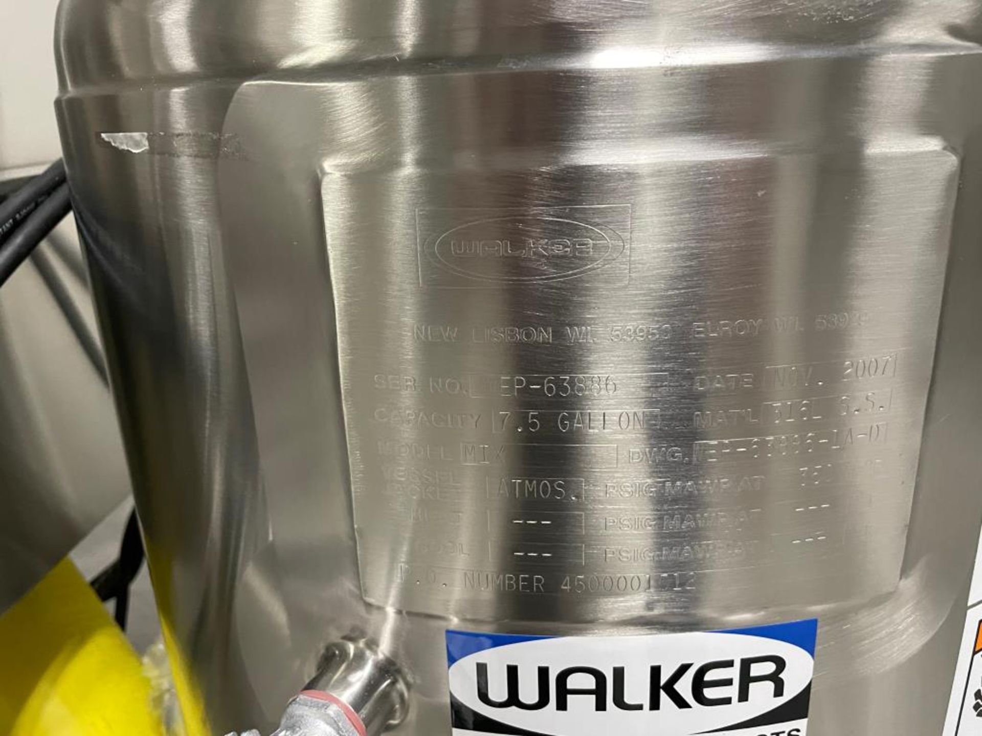 Walker 7.5 Gallon Stainless Steel Jacketed Tank - Image 2 of 4