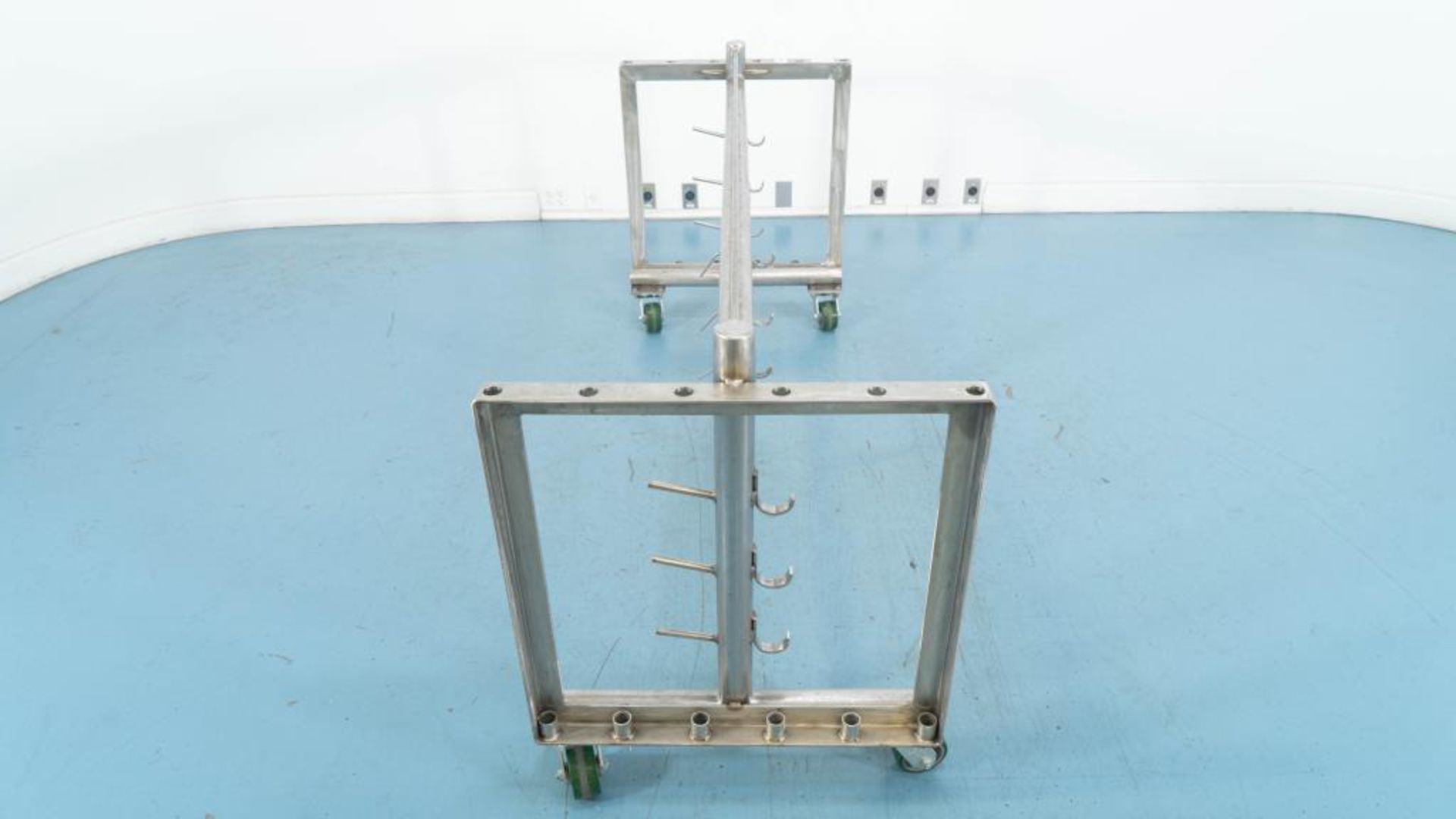 Steel Rack for Clamp-On Motor Storage - Bild 6 aus 6