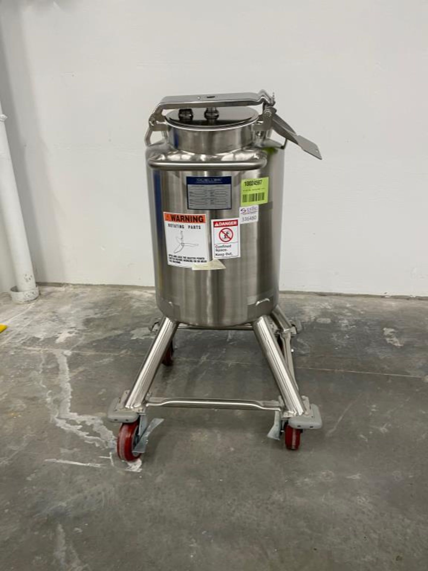 Mueller 20 Gallon Stainless Steel Tank