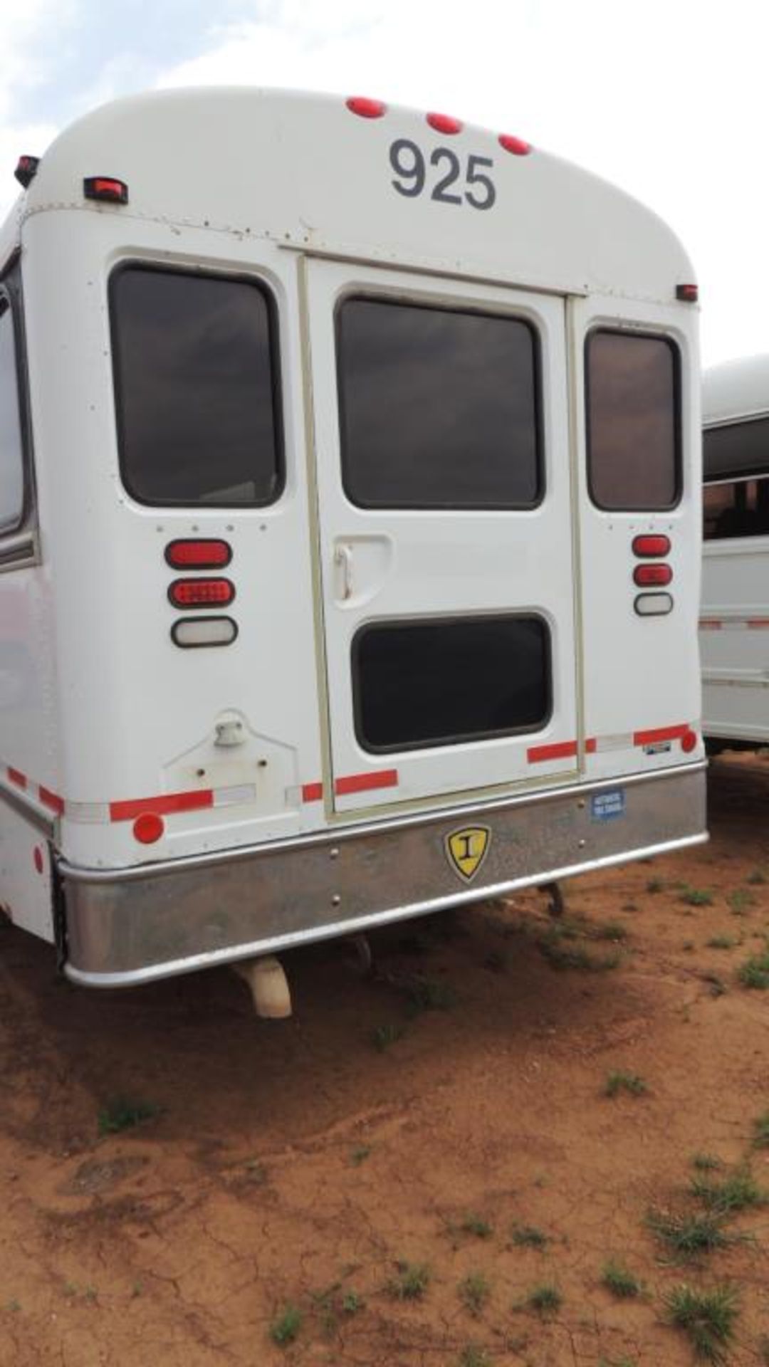 Navistar Passenger Bus - Image 13 of 17