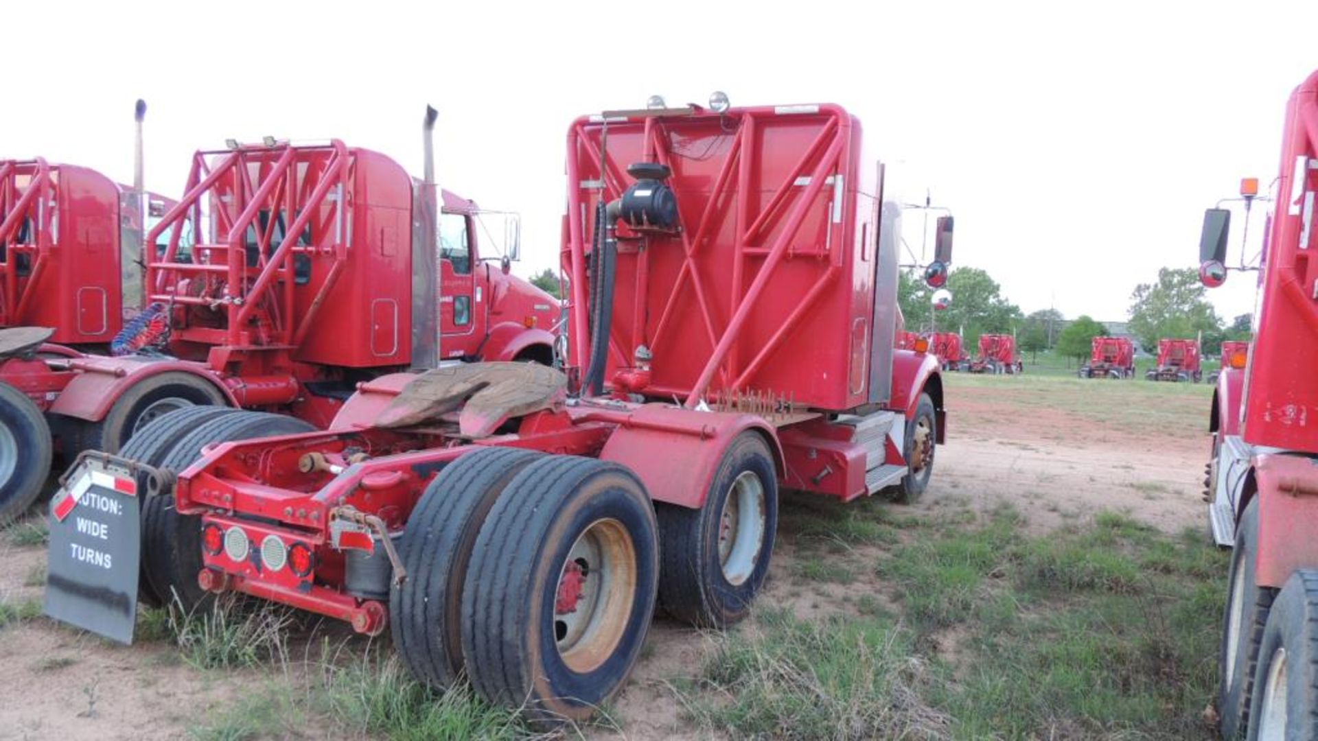 Kenworth Truck - Image 4 of 19