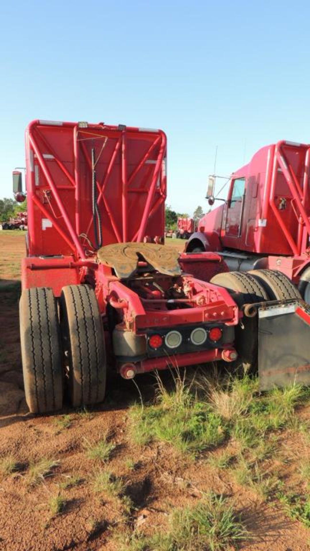 Kenworth Truck - Image 4 of 18