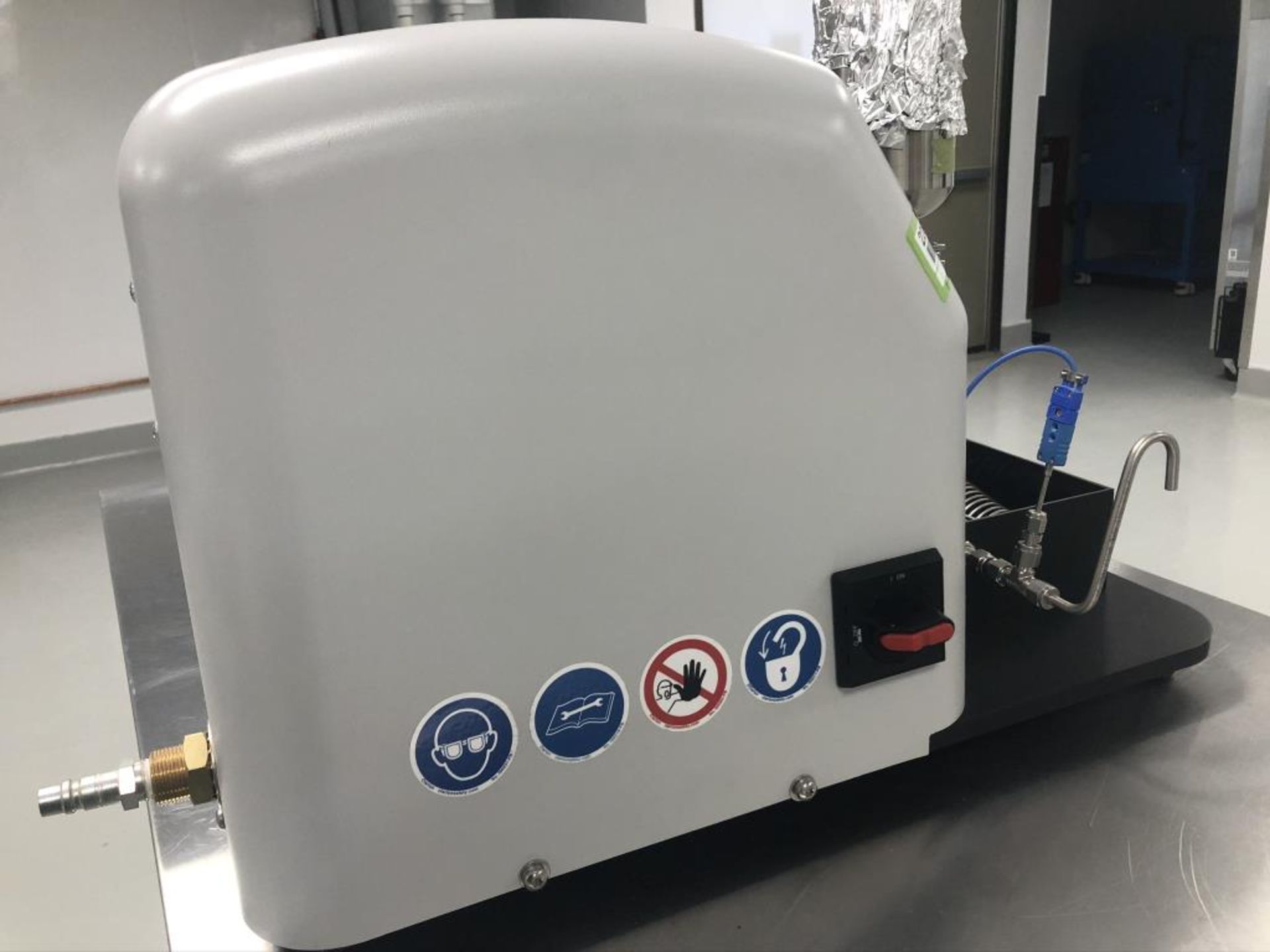 Microfluidics Homogenizer - Image 13 of 13