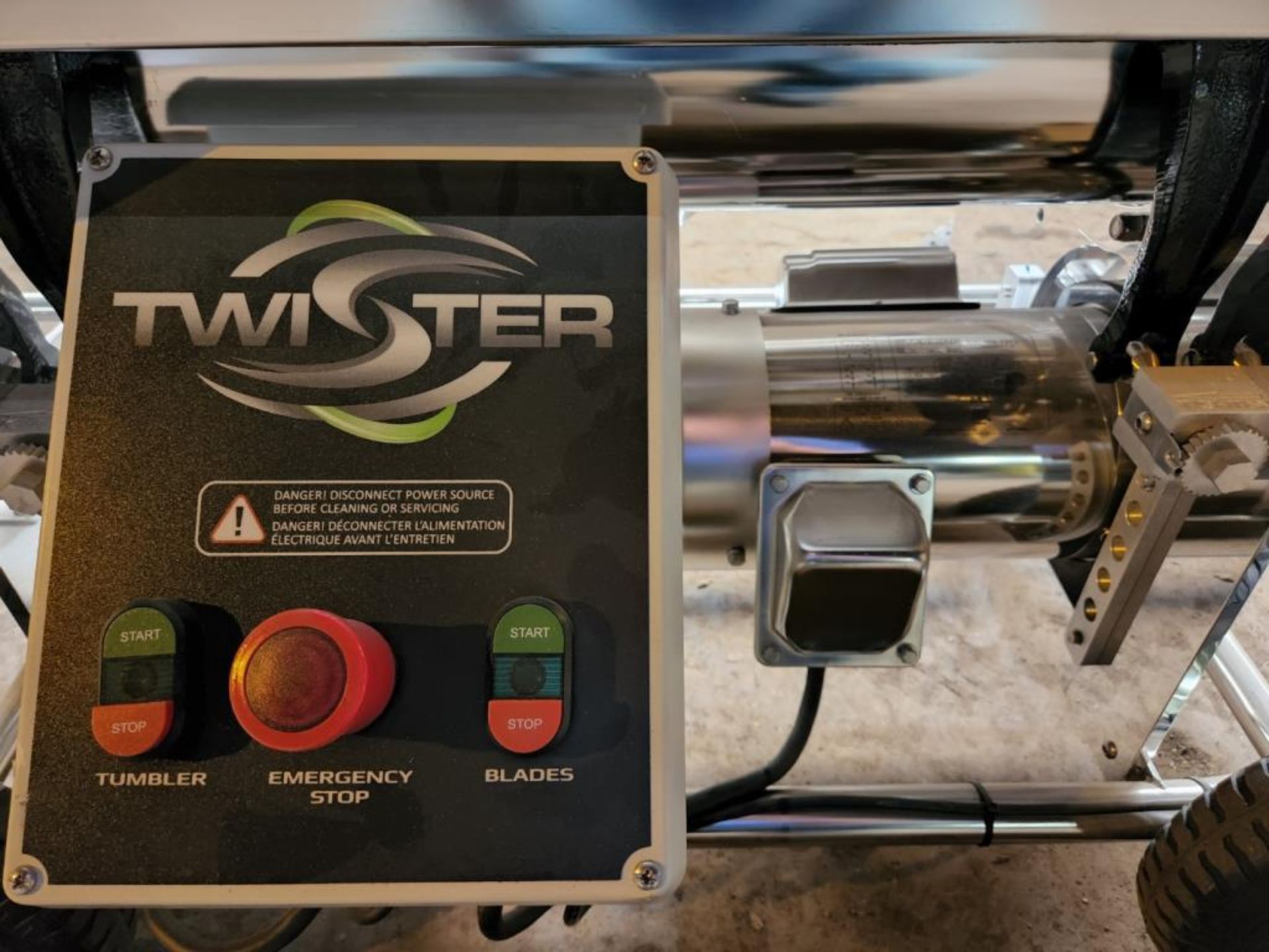 Twister Technologies Cannabis Trimmer - Image 2 of 5